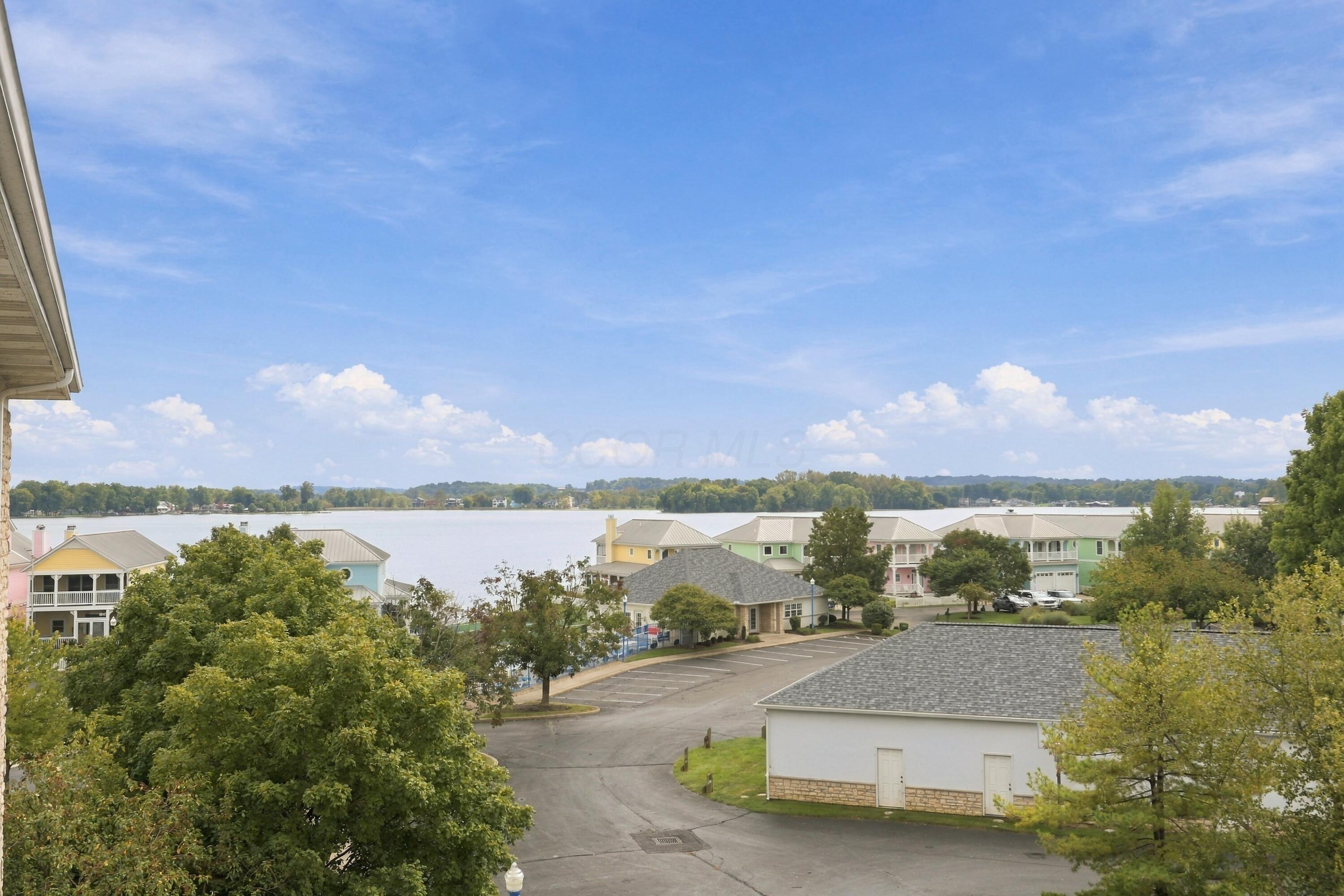 4401 Hunts Landing Road, 403 Property Photo 1