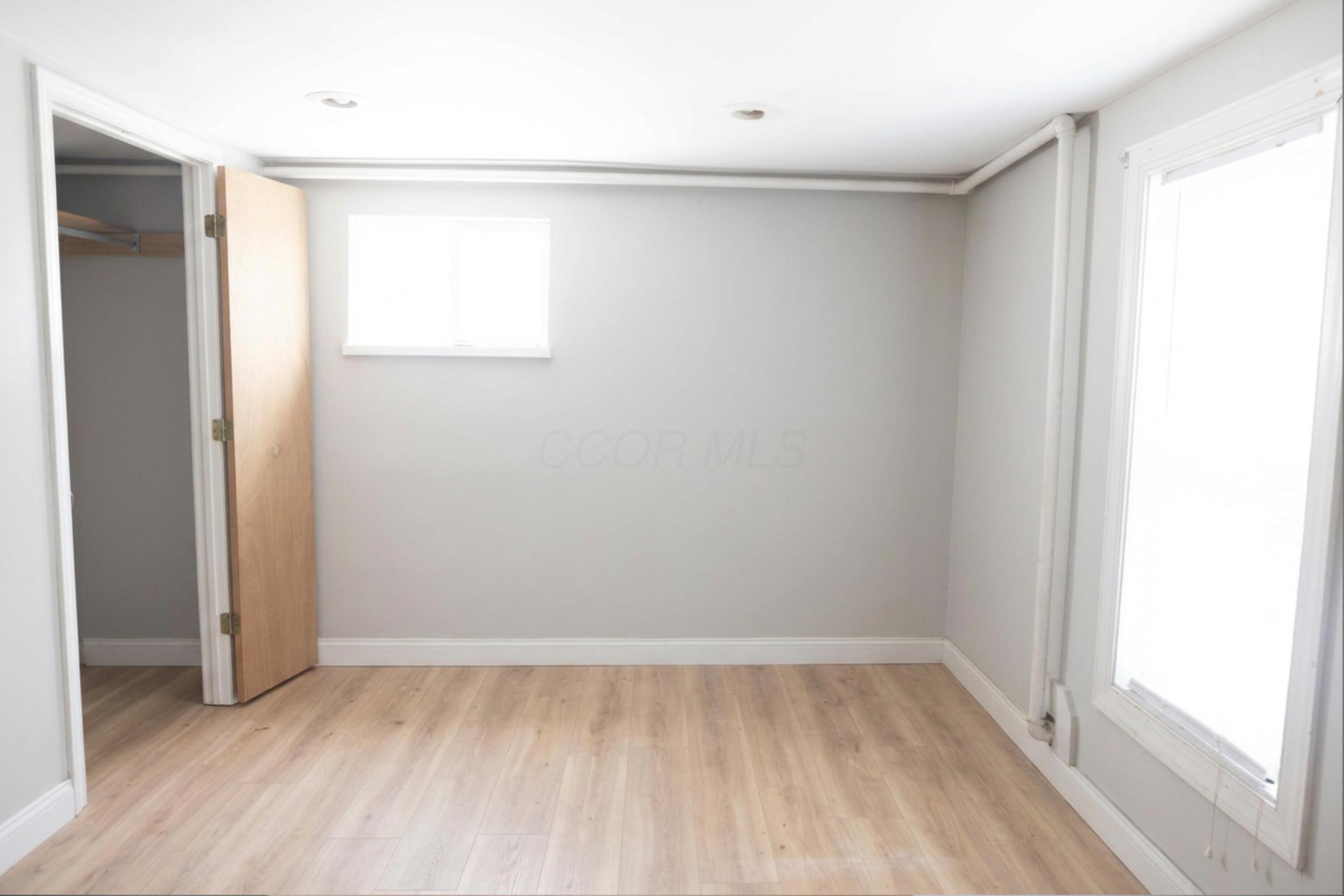34 E Maynard Avenue Property Photo 8