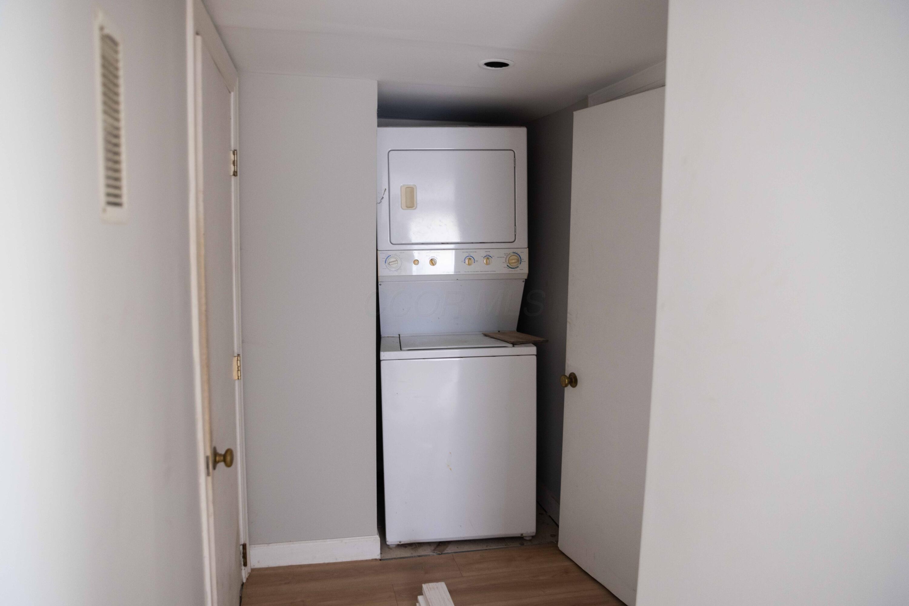 34 E Maynard Avenue Property Photo 10