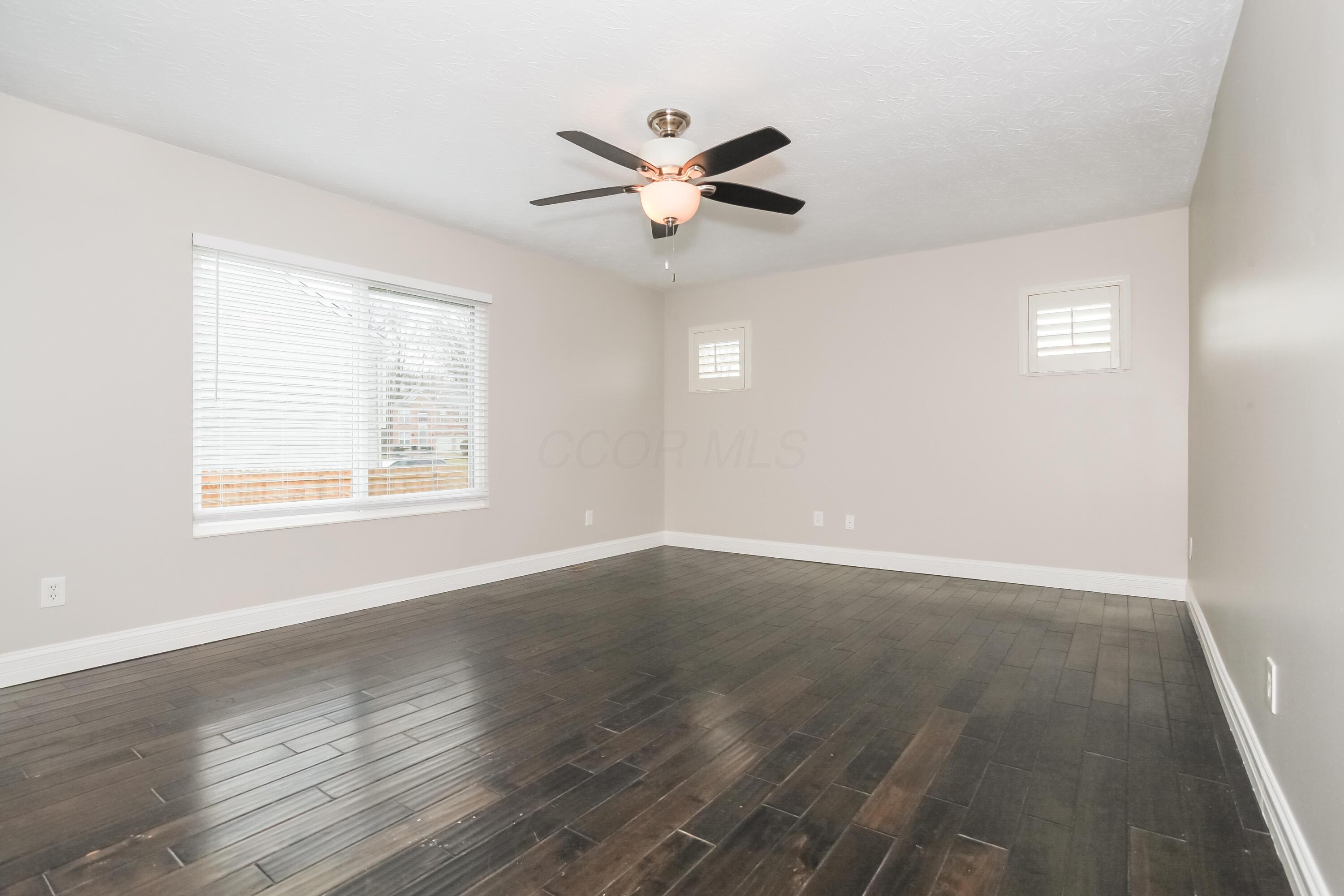1257 Timber Ridge Court Property Photo 3
