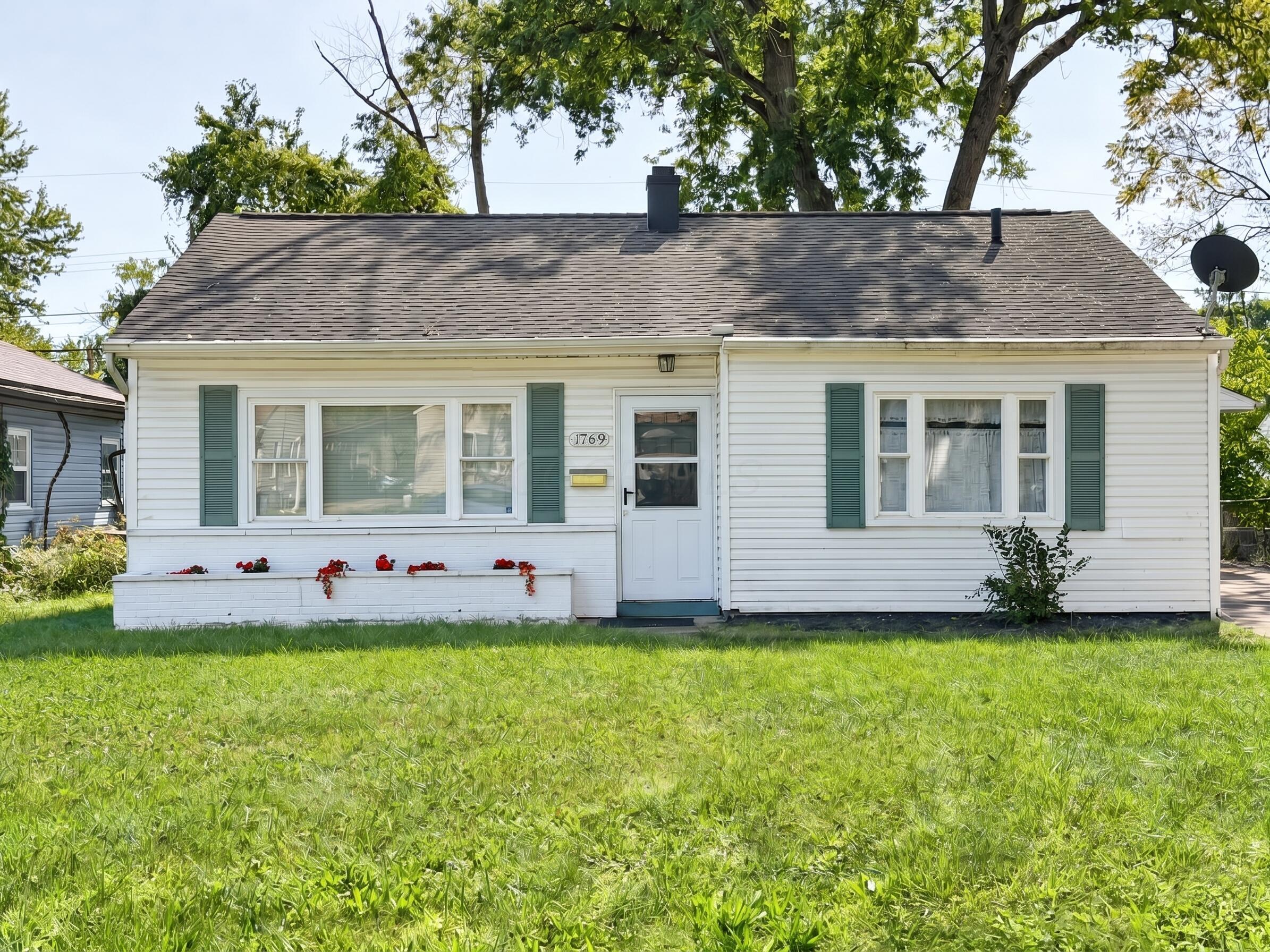 1769 Ward Road Property Photo 1
