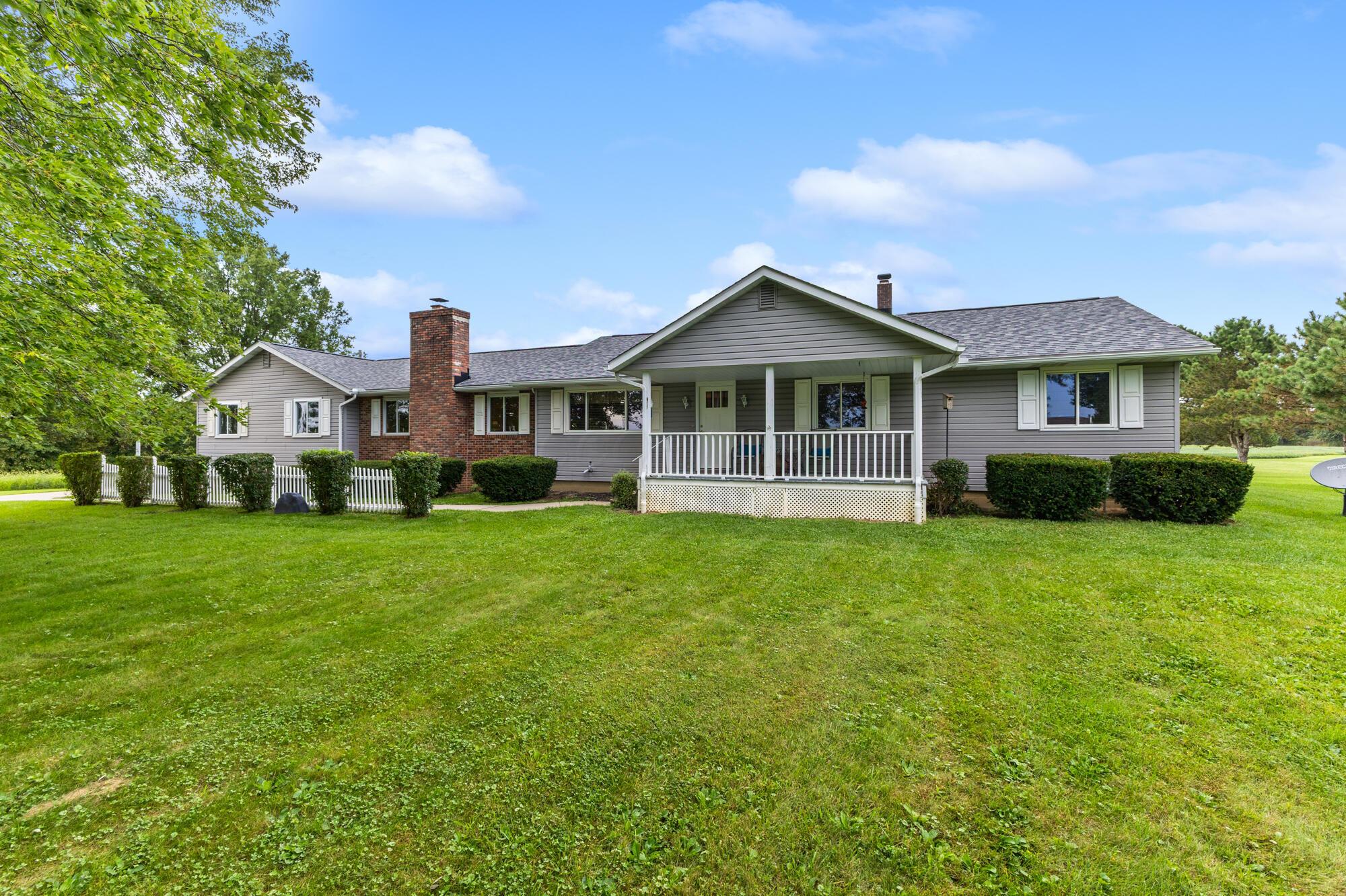 16481 Murphy Road Property Photo 1