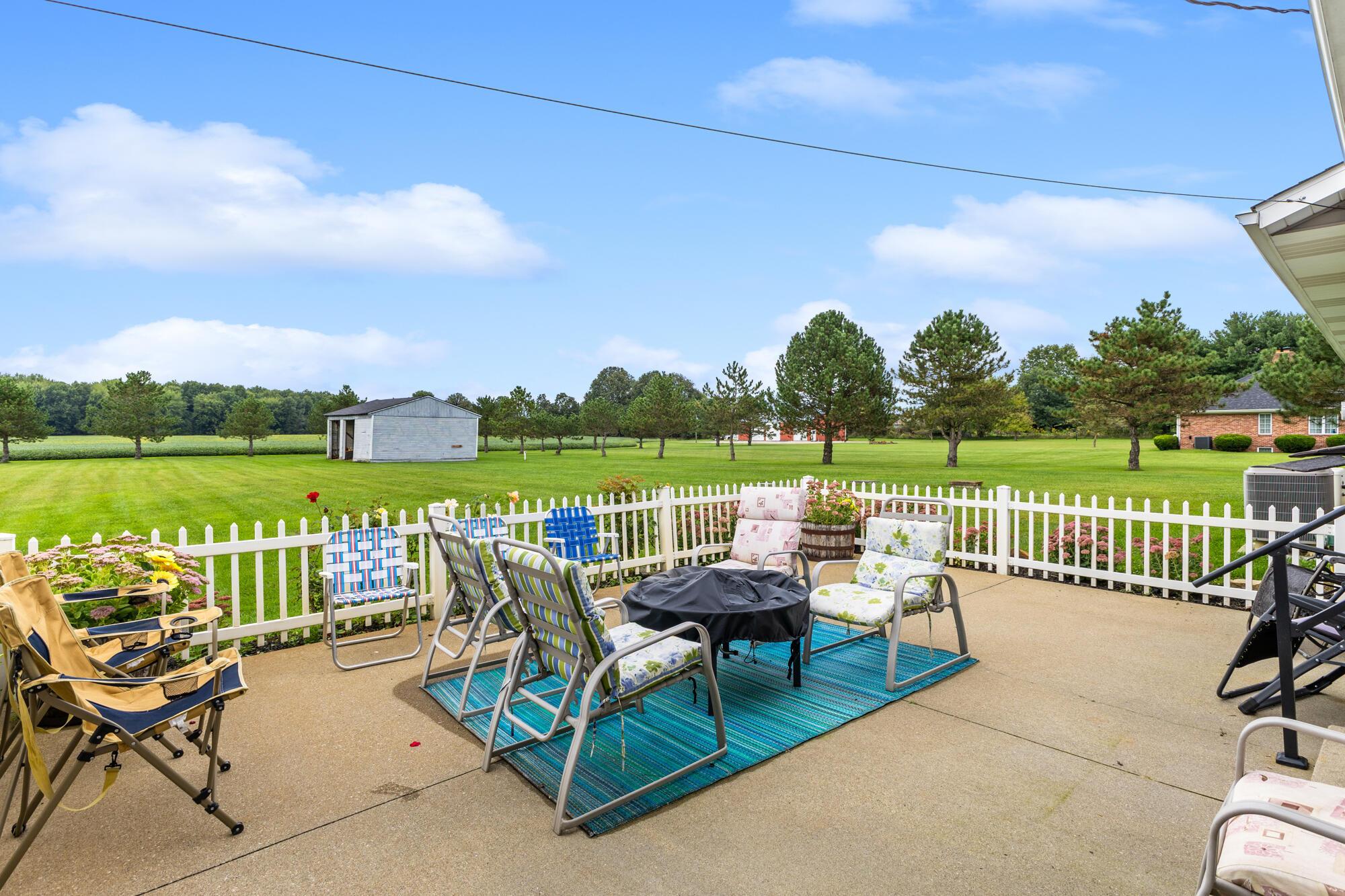 16481 Murphy Road Property Photo 5