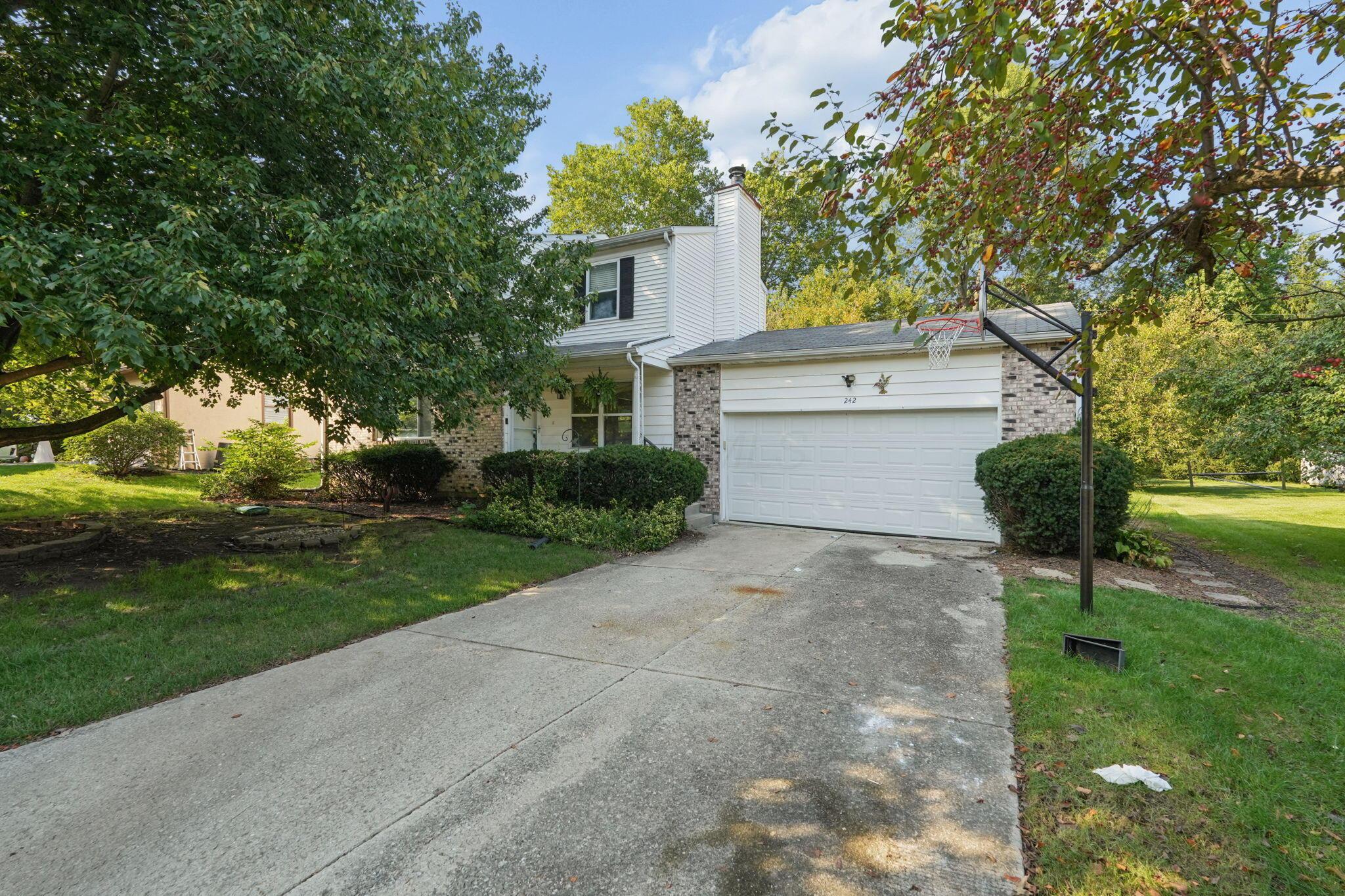 242 Devon Road Property Photo 2