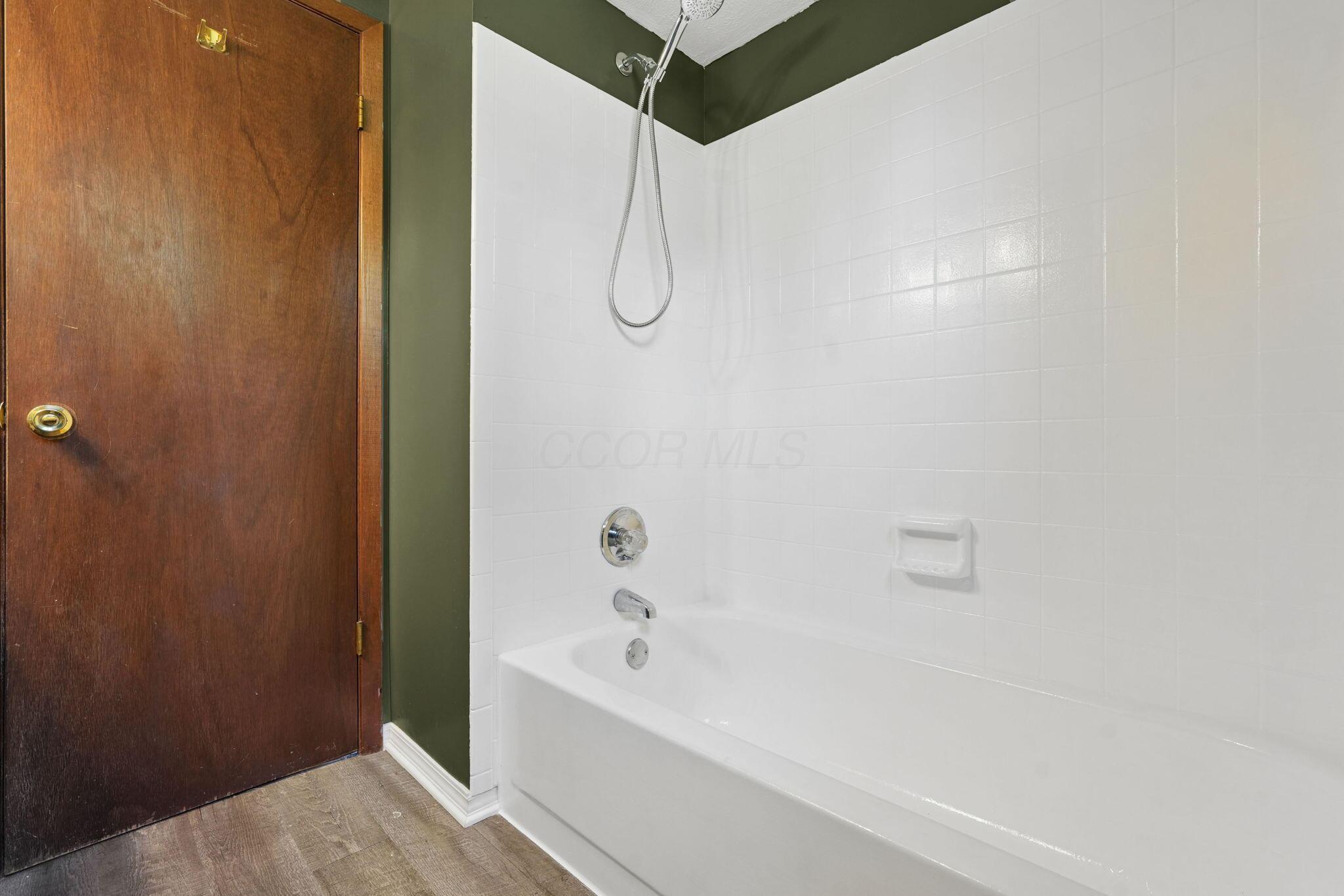 242 Devon Road Property Photo 25