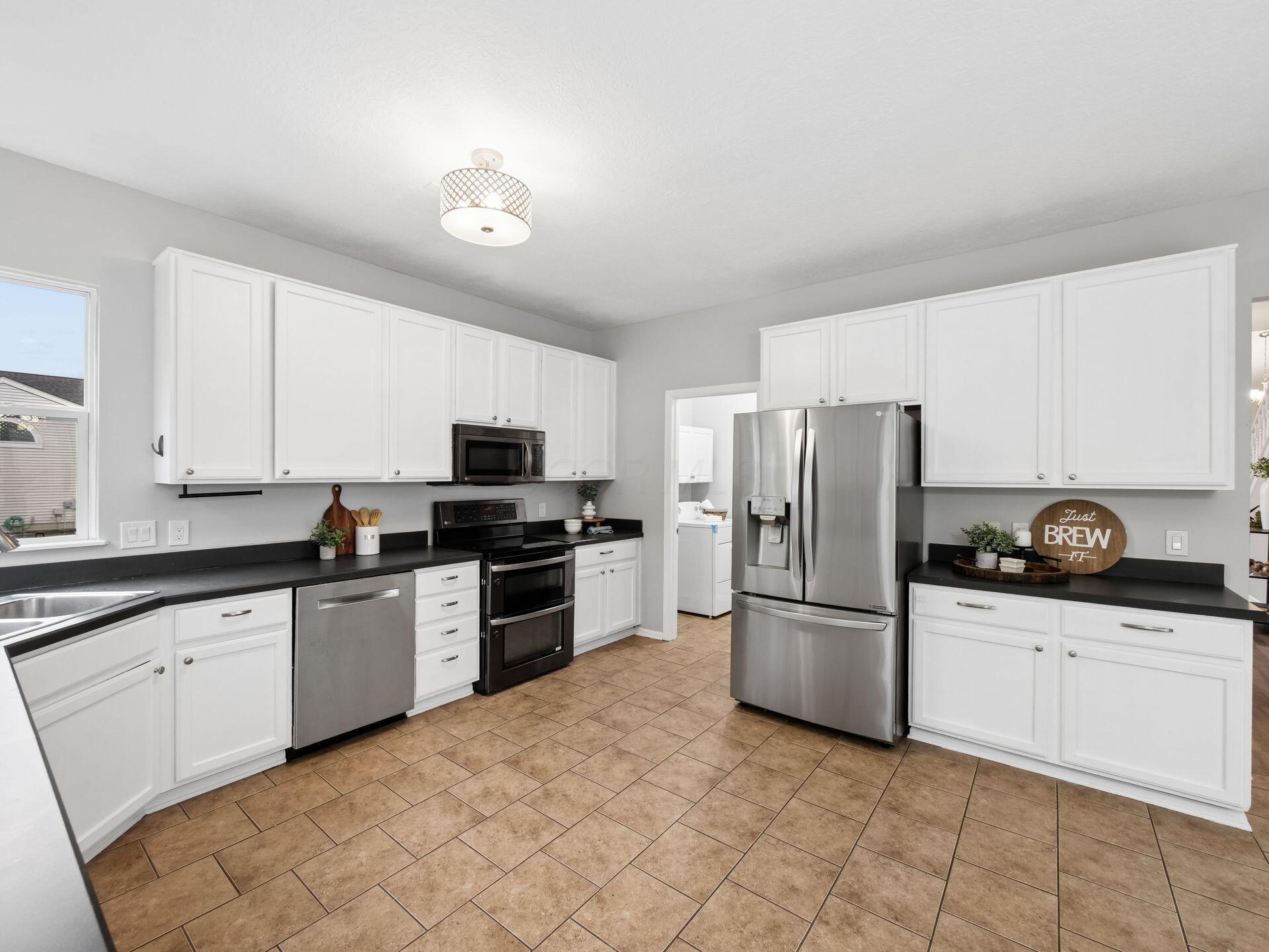 5311 Covington Meadows Drive Property Photo 7