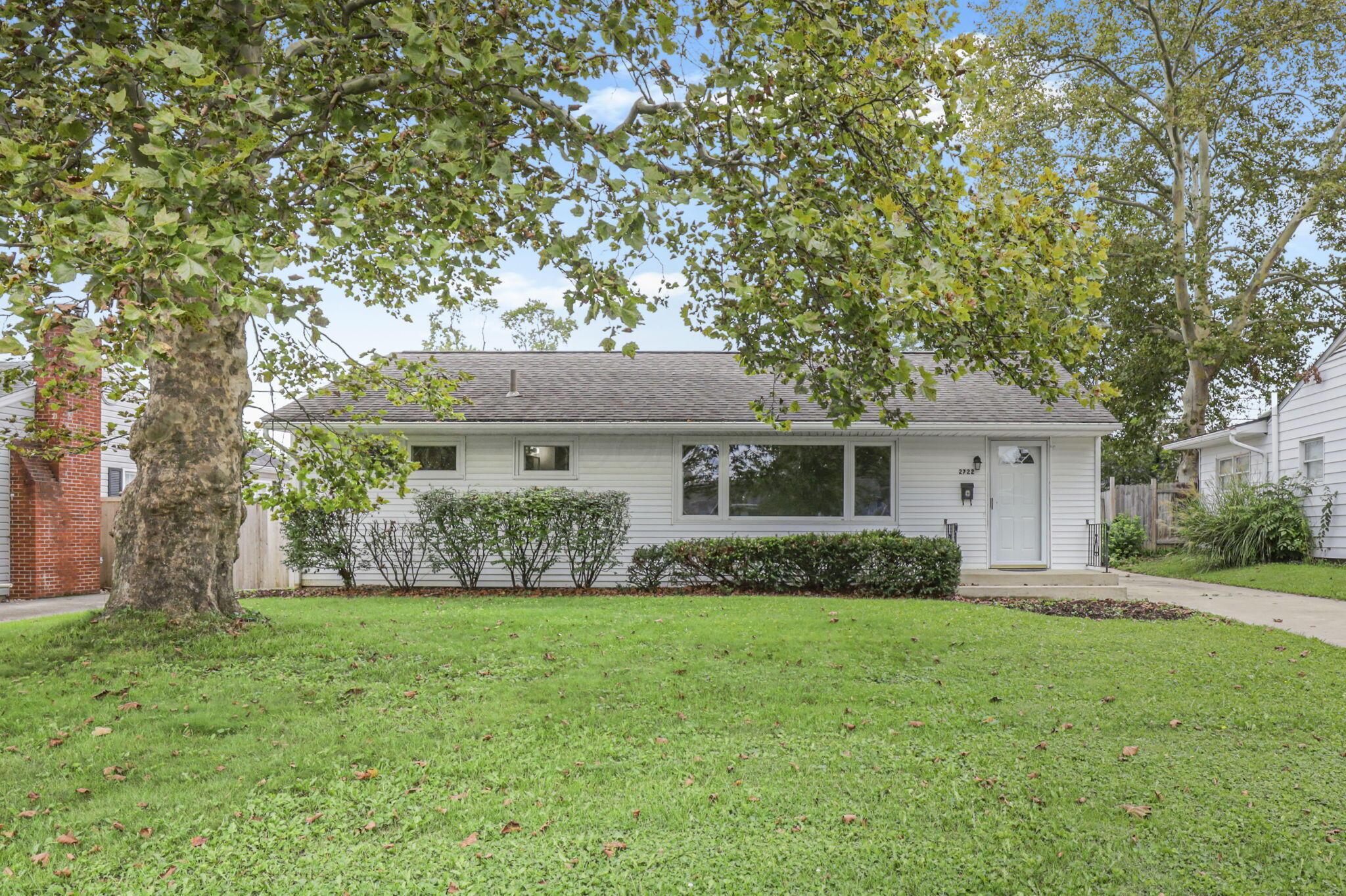 2722 Woodstock Road Property Photo 1