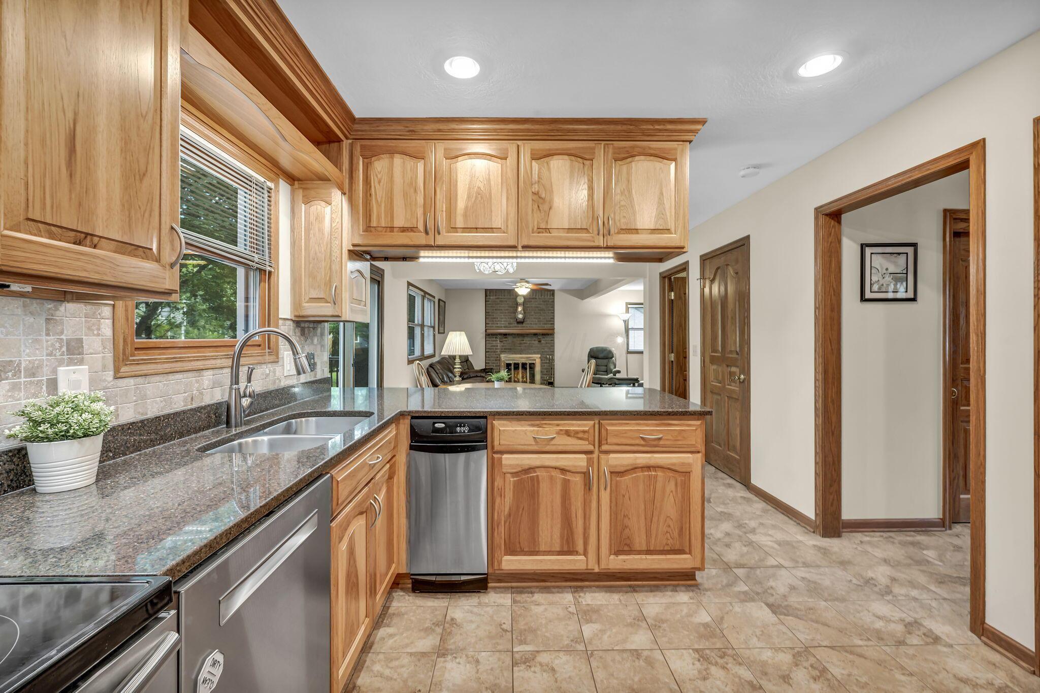 1108 Black Gold Place Property Photo 11