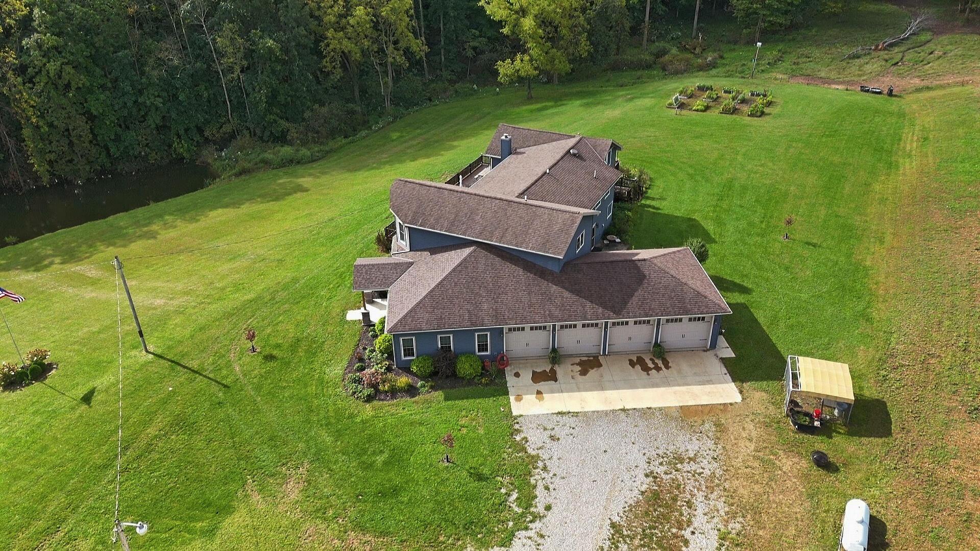 226035954 Property Photo 4