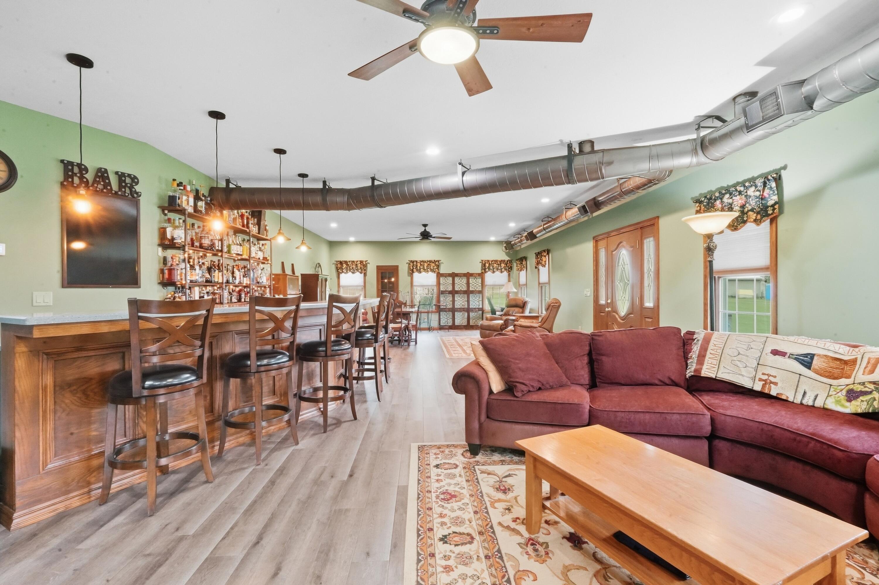 226035954 Property Photo 8
