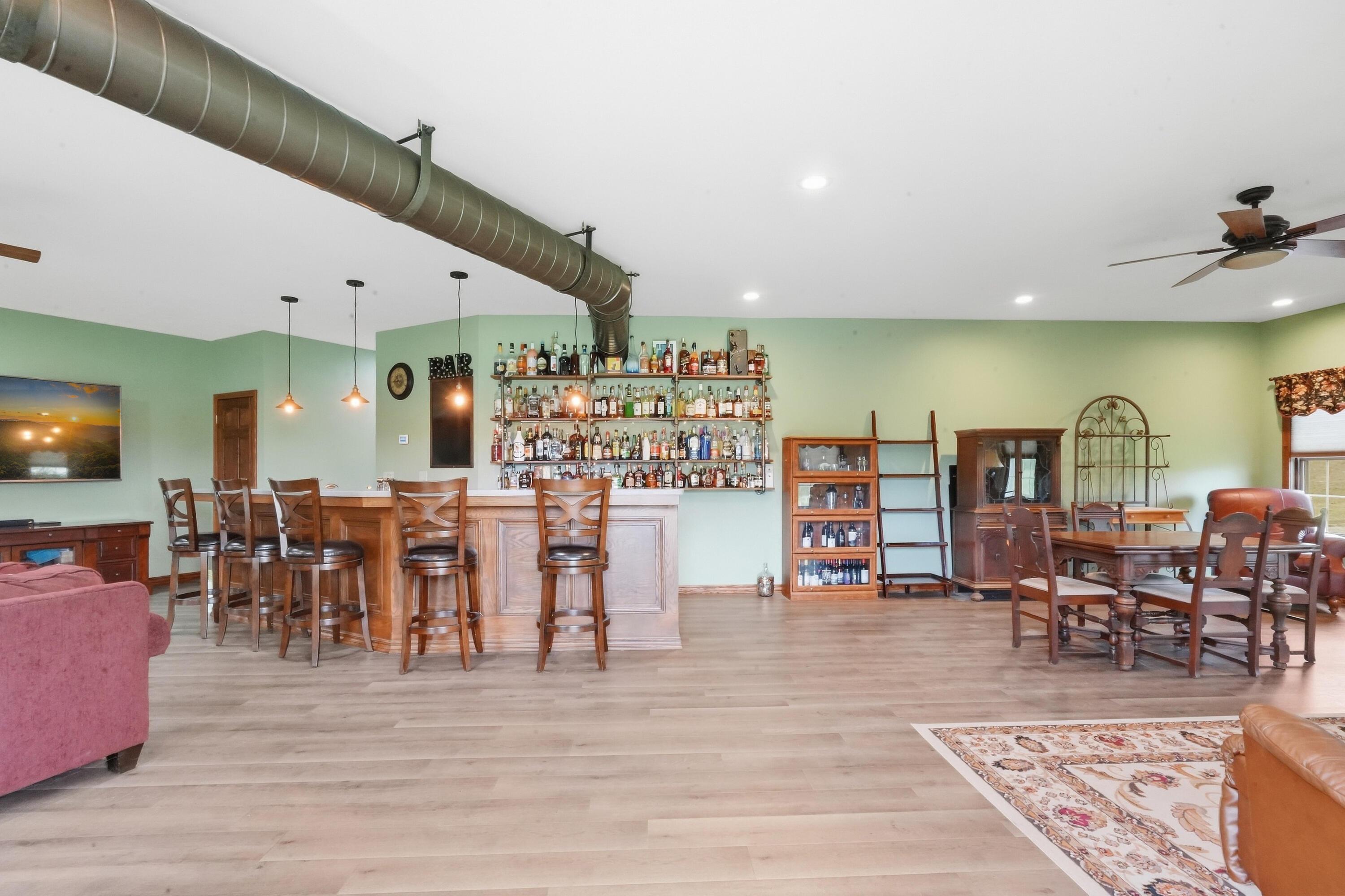 226035954 Property Photo 10