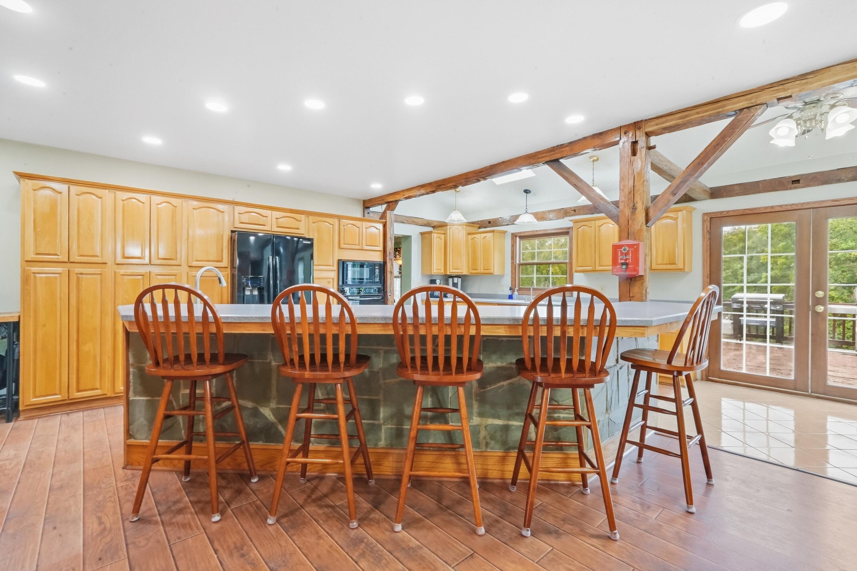 226035954 Property Photo 13