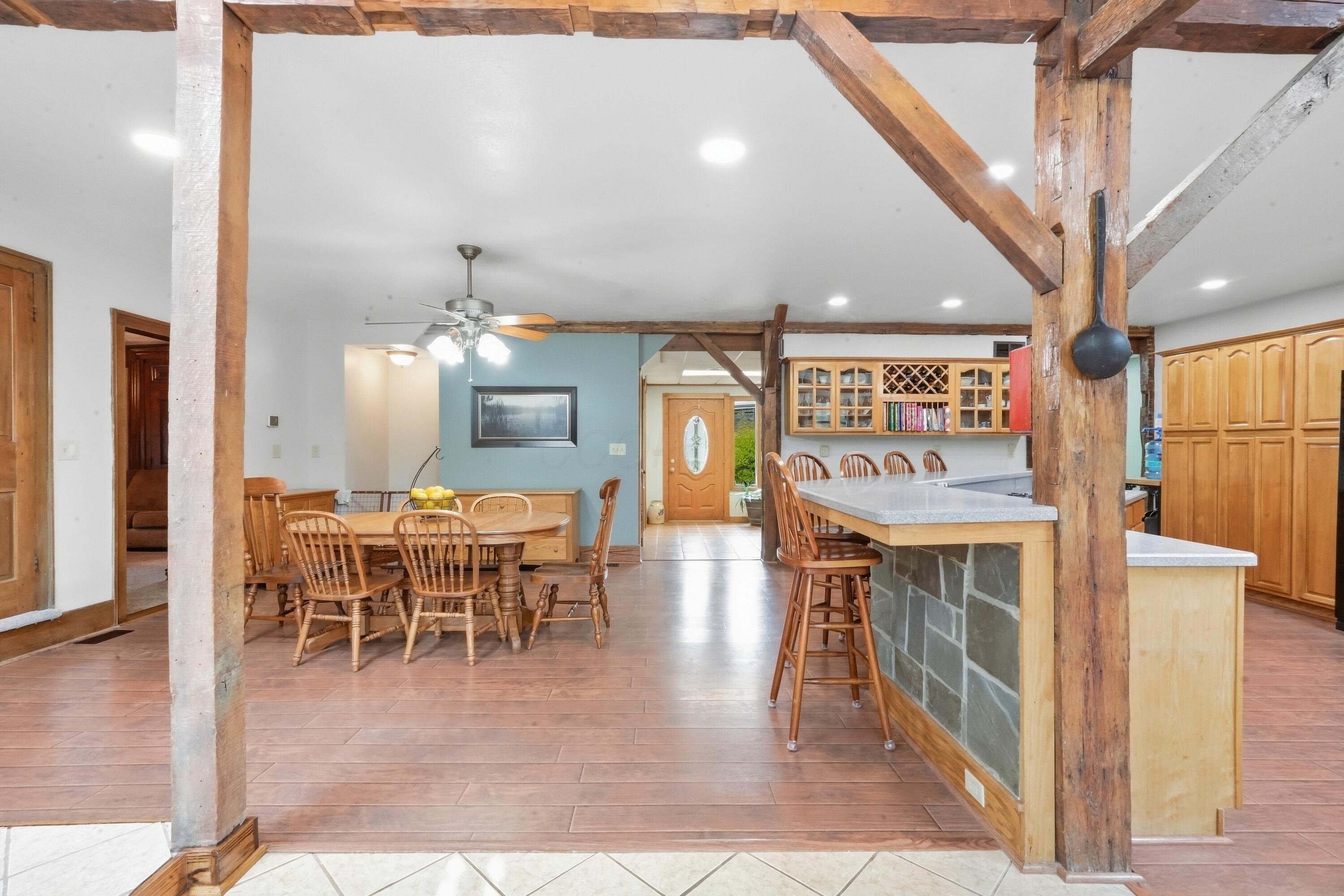 226035954 Property Photo 17