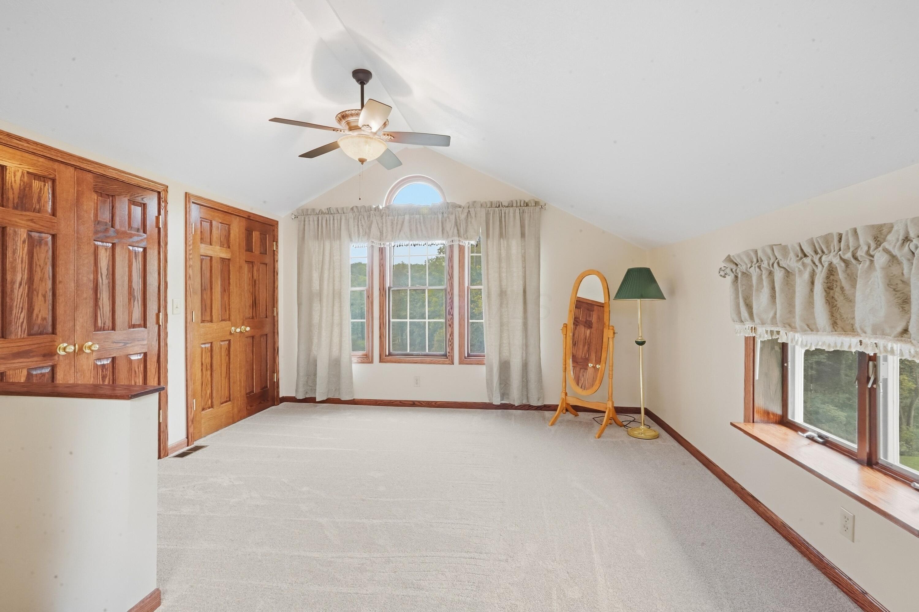 226035954 Property Photo 31
