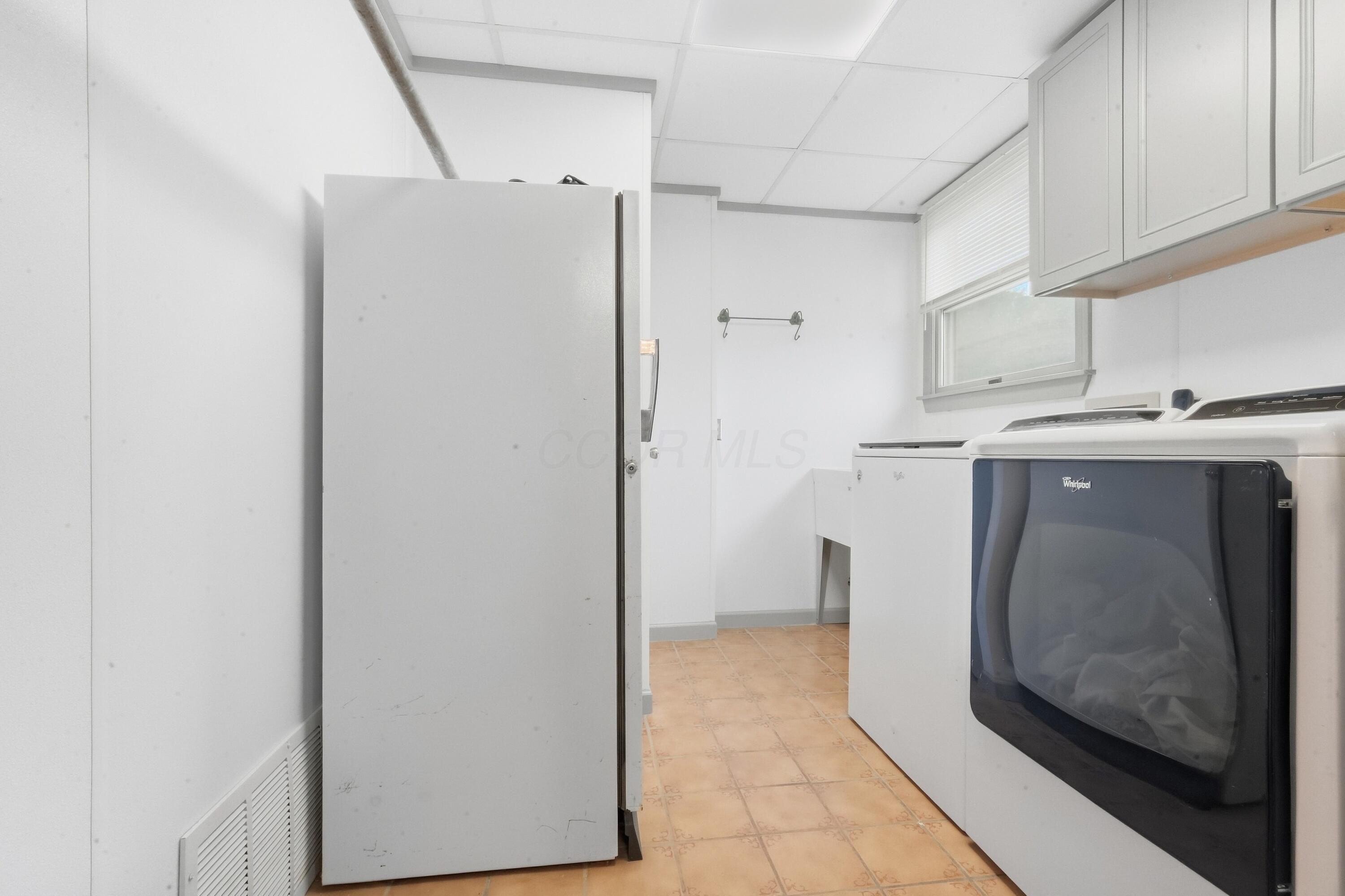 226035954 Property Photo 42