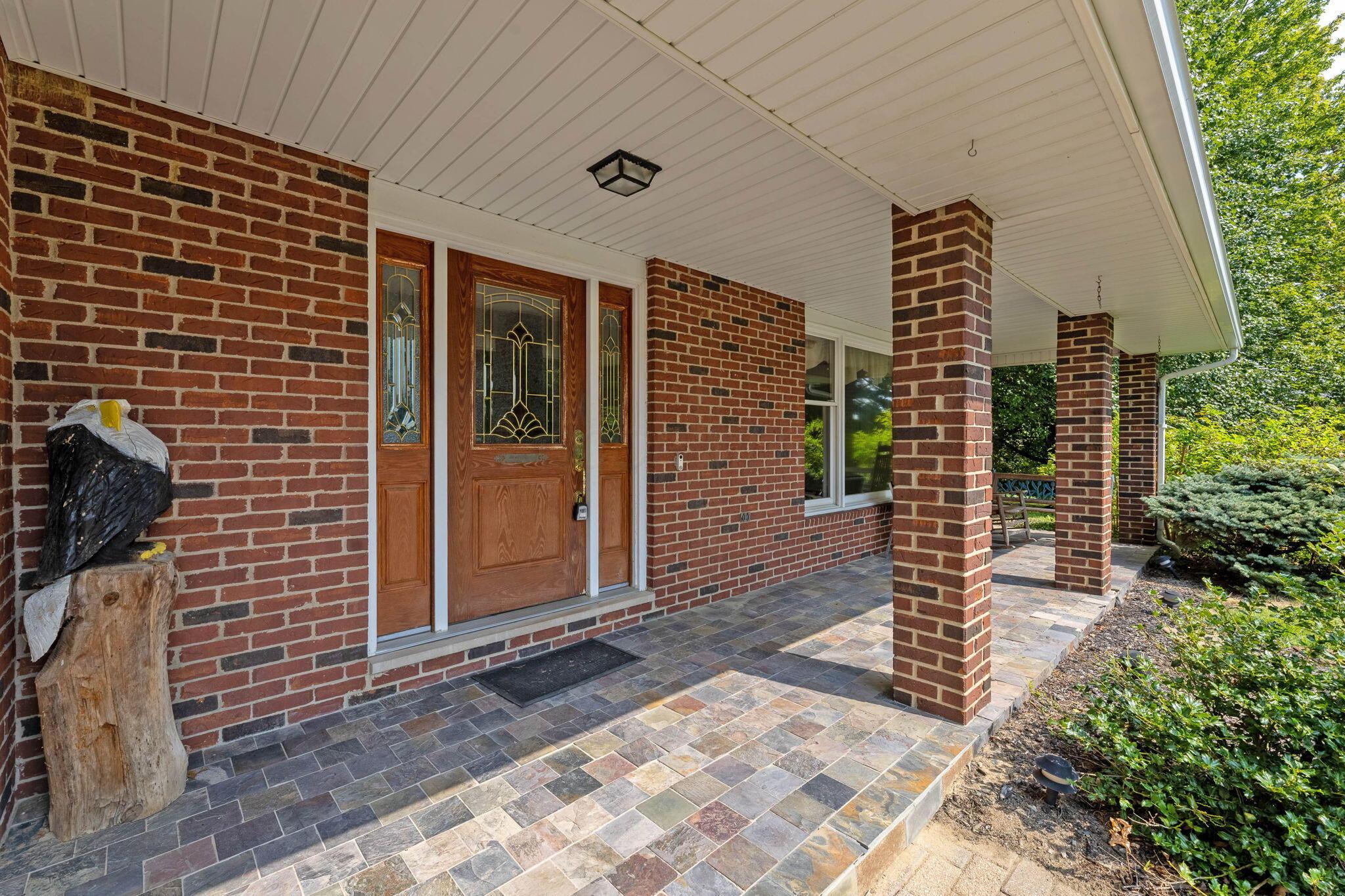 15419 Montgomery Road Property Photo 4