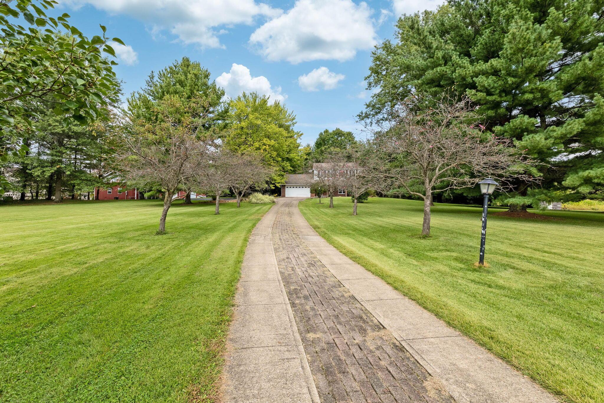 15419 Montgomery Road Property Photo 16