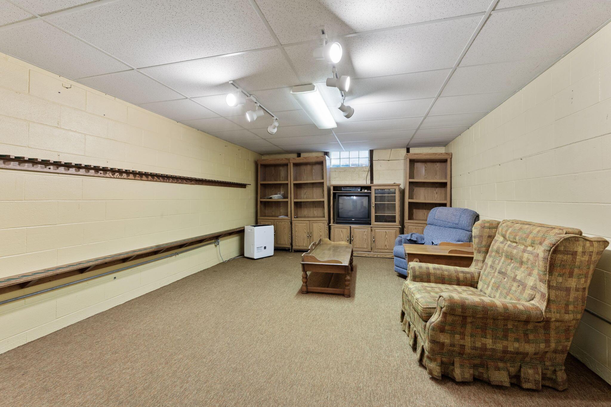 15419 Montgomery Road Property Photo 61