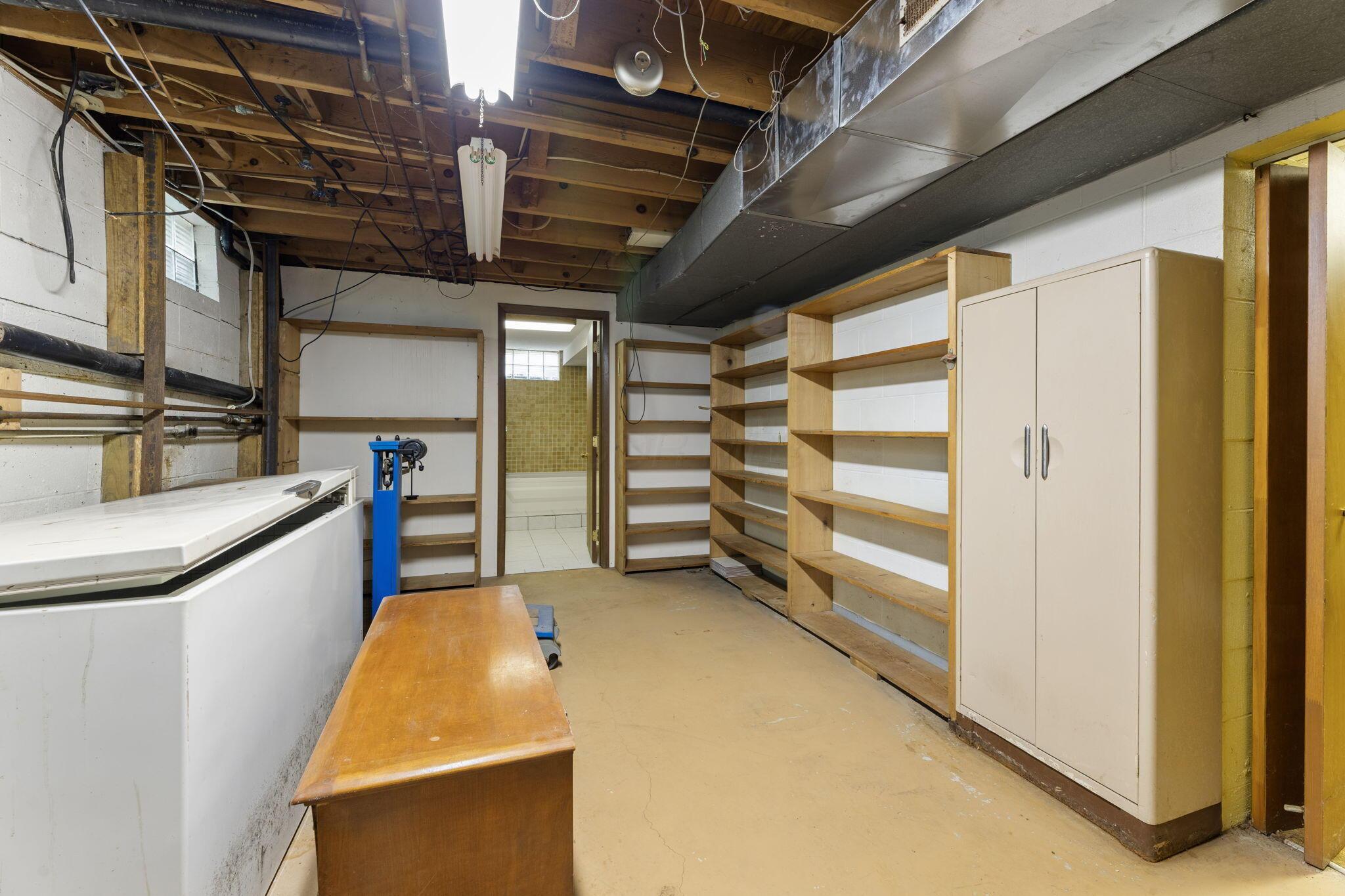 15419 Montgomery Road Property Photo 64