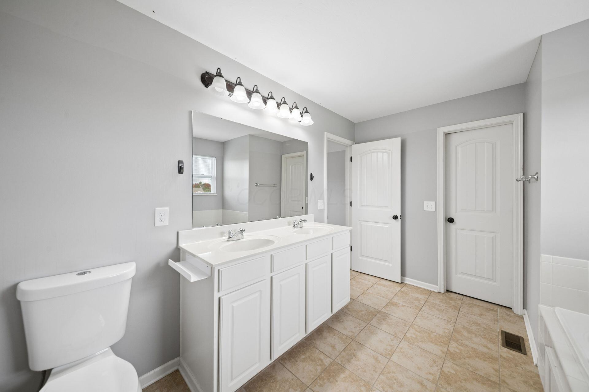 1701 Marigold Street Property Photo 33