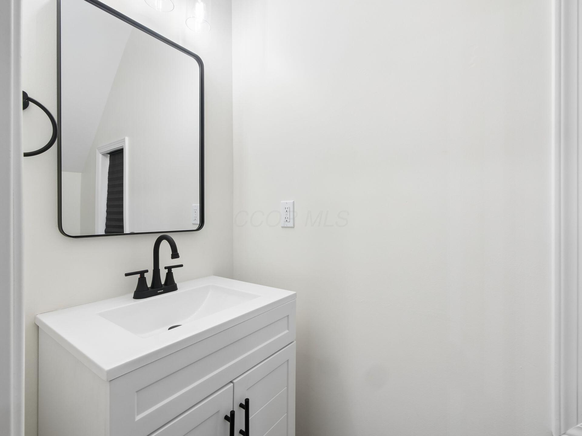 180 E Morrill Avenue Property Photo 8