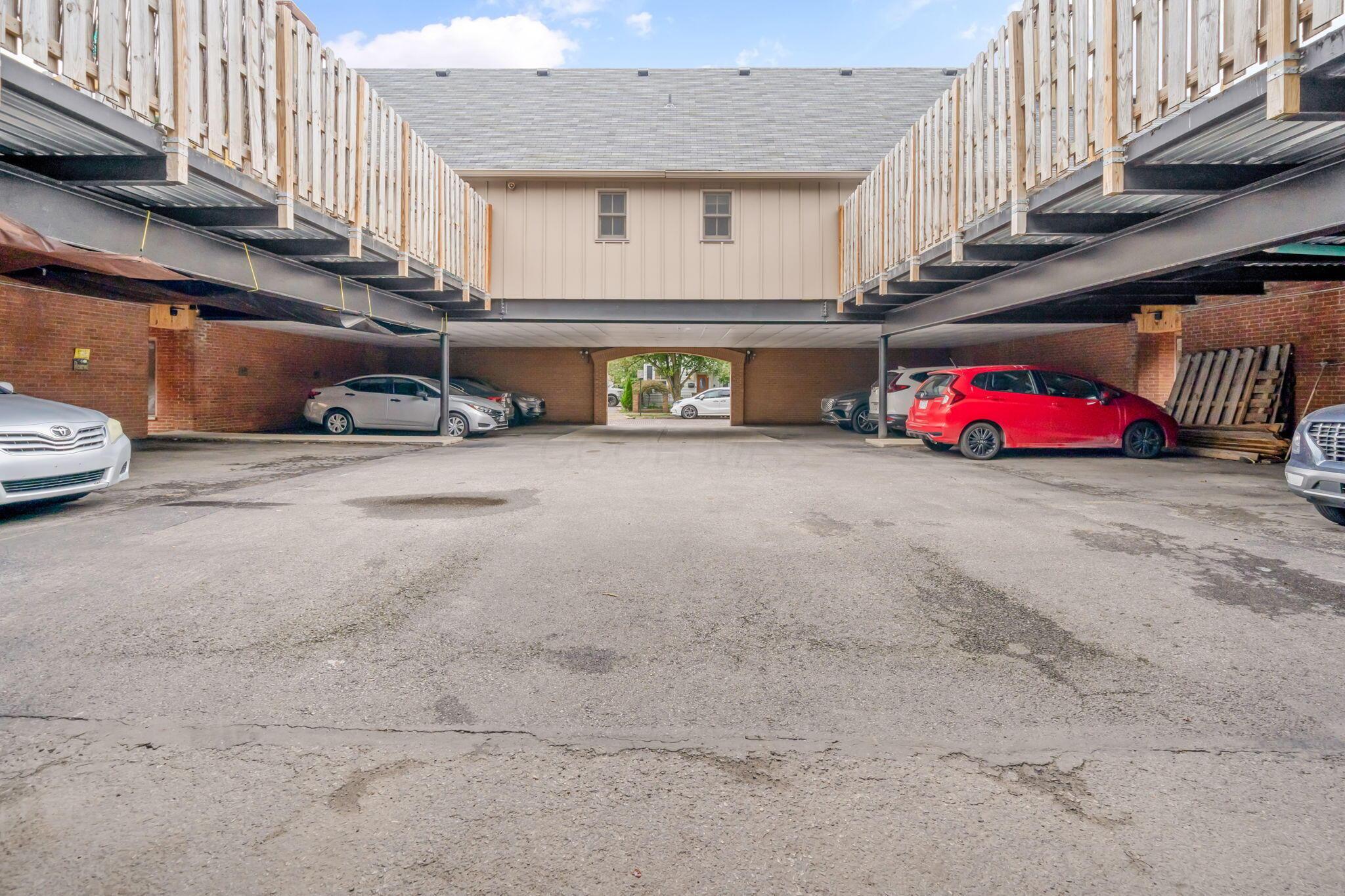 253 E Kossuth Street, A Property Photo 24