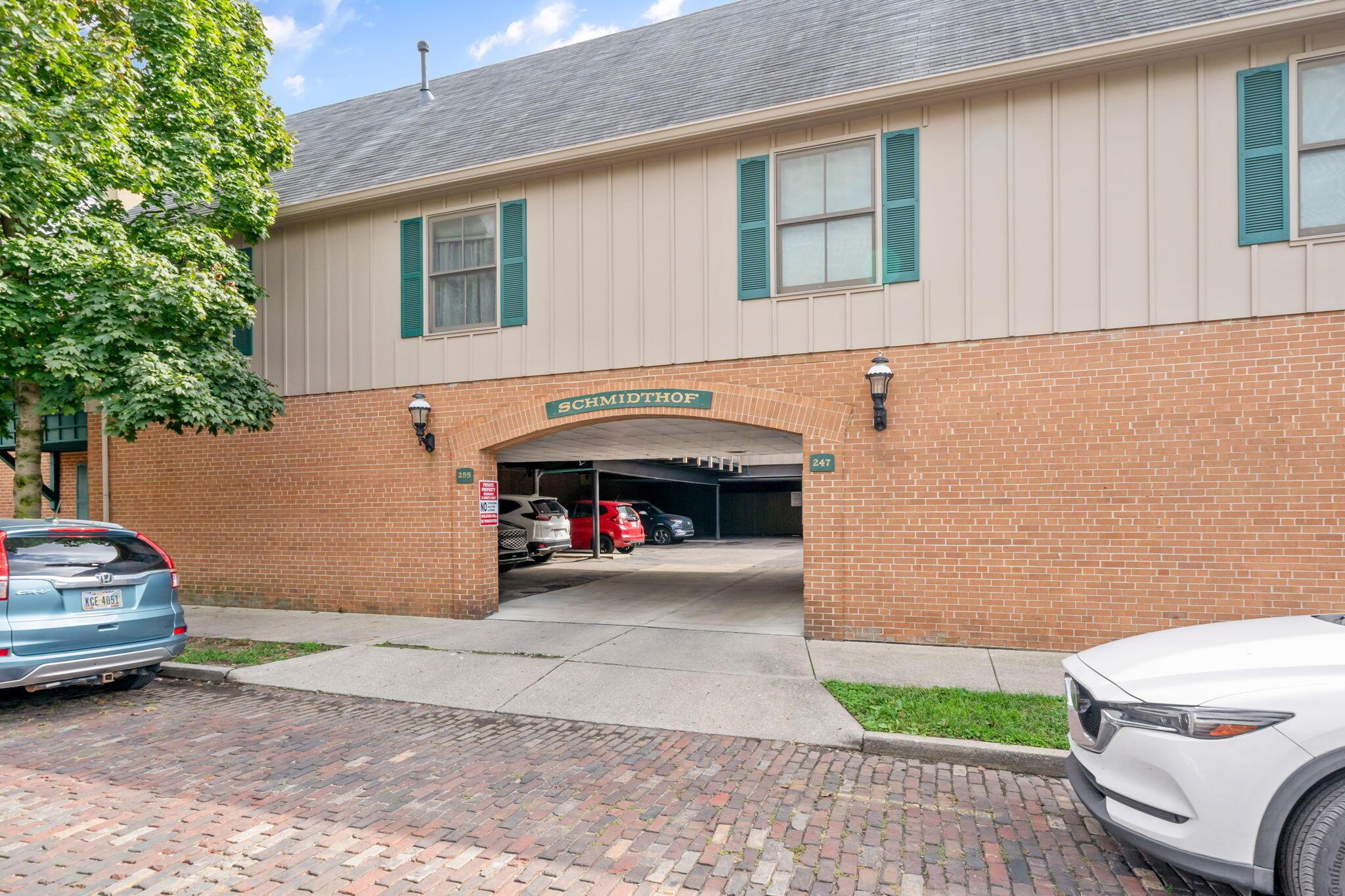 253 E Kossuth Street, A Property Photo 25