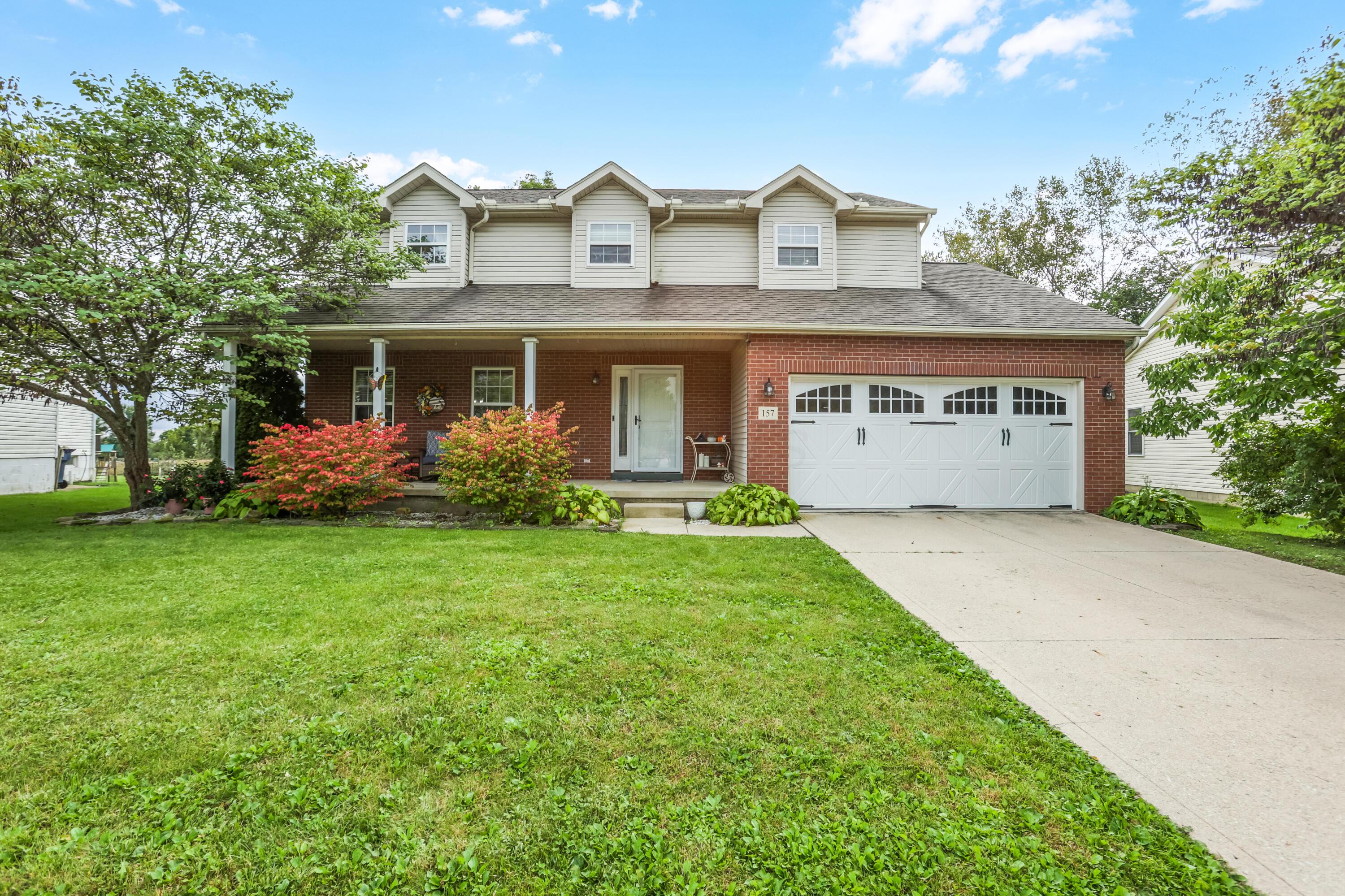 157 Shaleridge Drive Property Photo 1