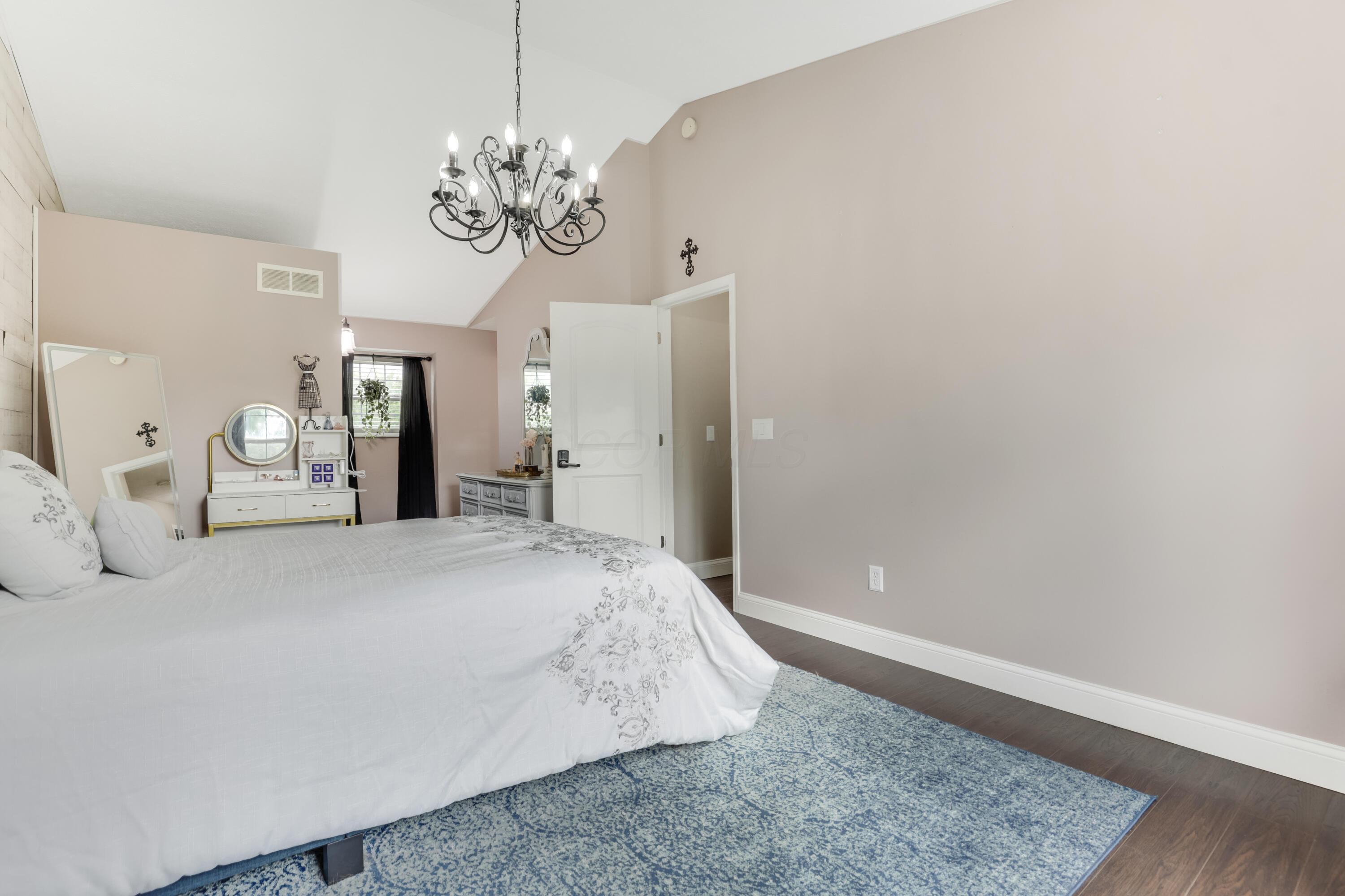 157 Shaleridge Drive Property Photo 40