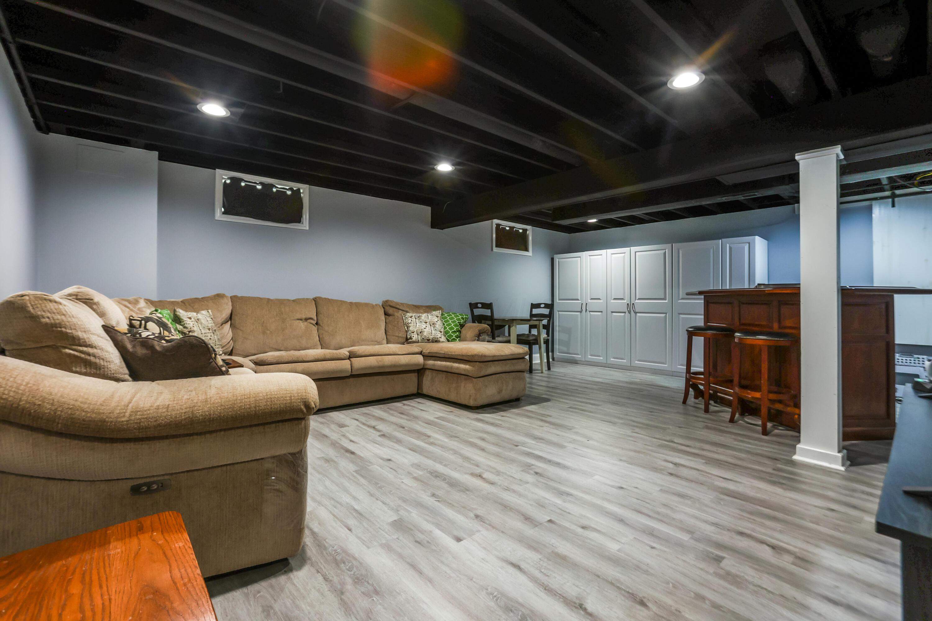 157 Shaleridge Drive Property Photo 48