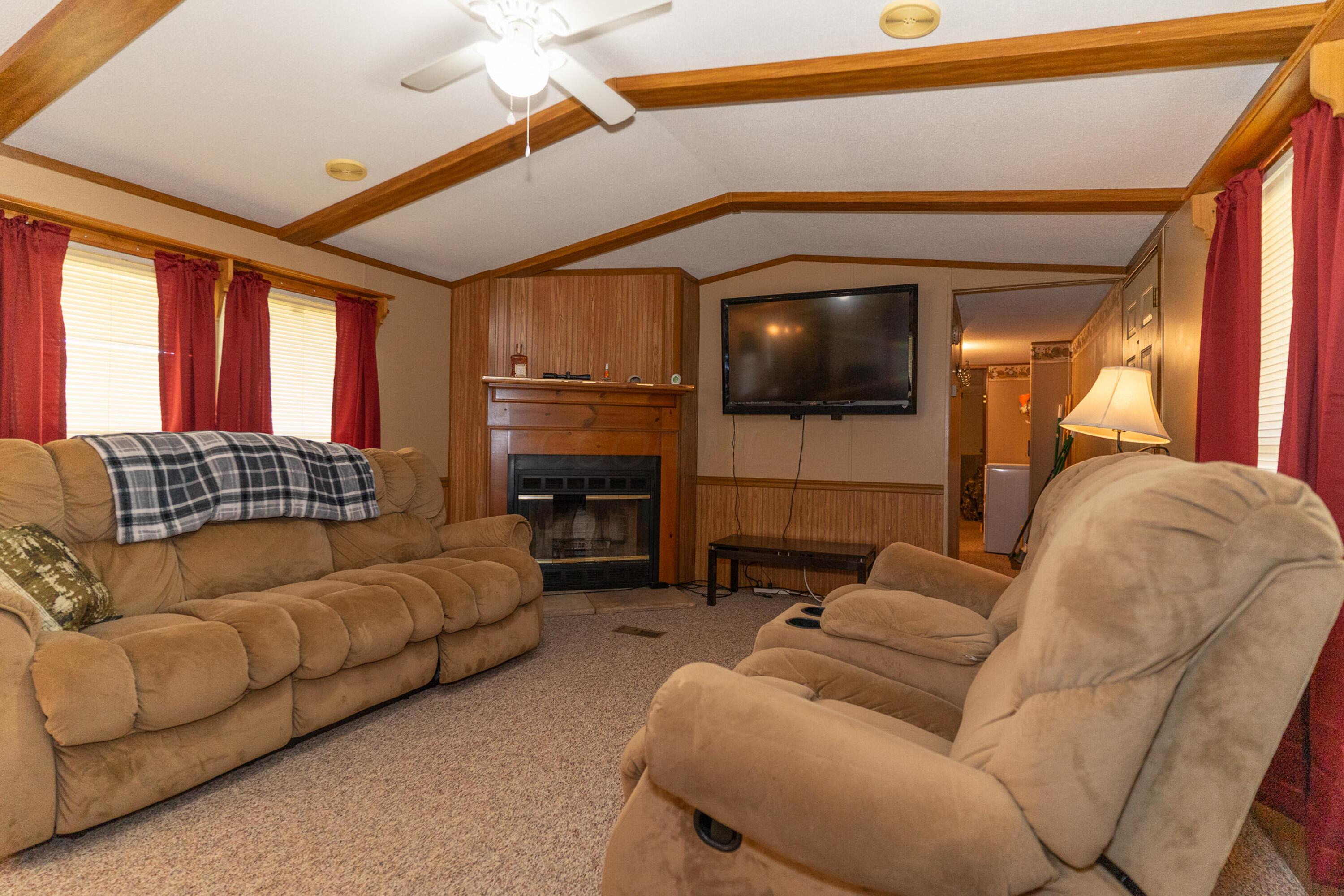 3930 Mcnally Road Property Photo 25