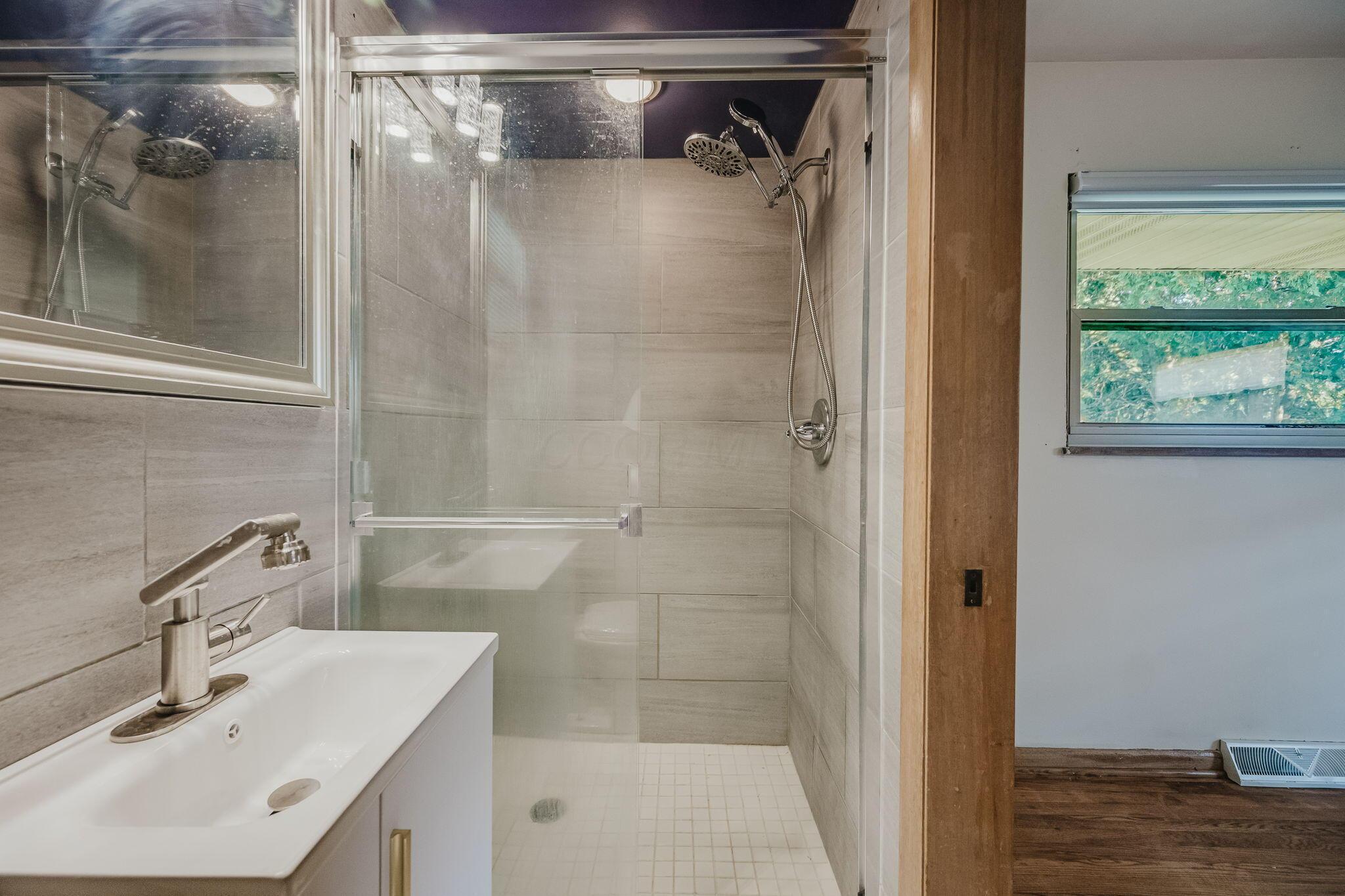 1209 Westphal Avenue Property Photo 34