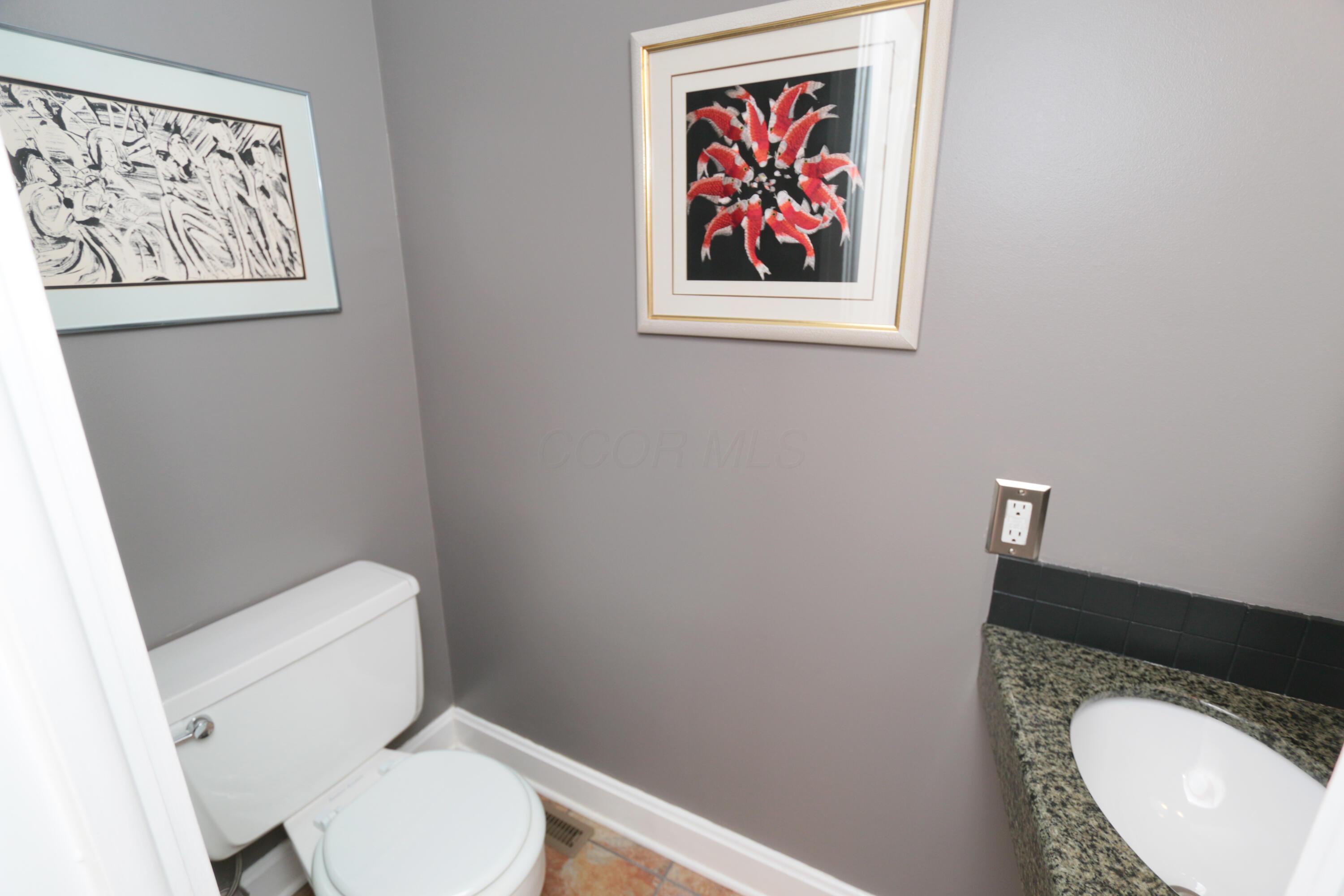 188 Montrose Way Property Photo 26