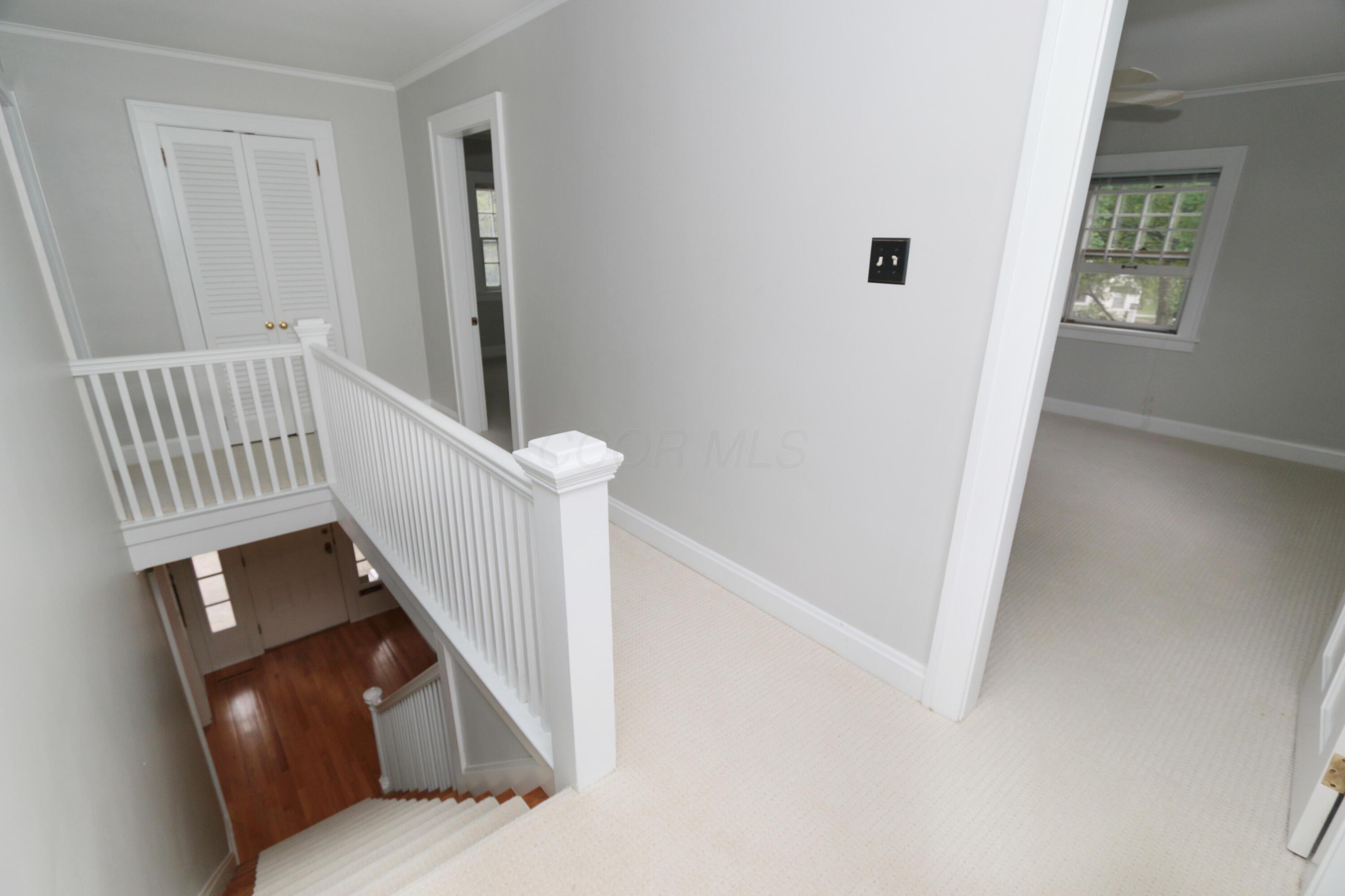 188 Montrose Way Property Photo 29