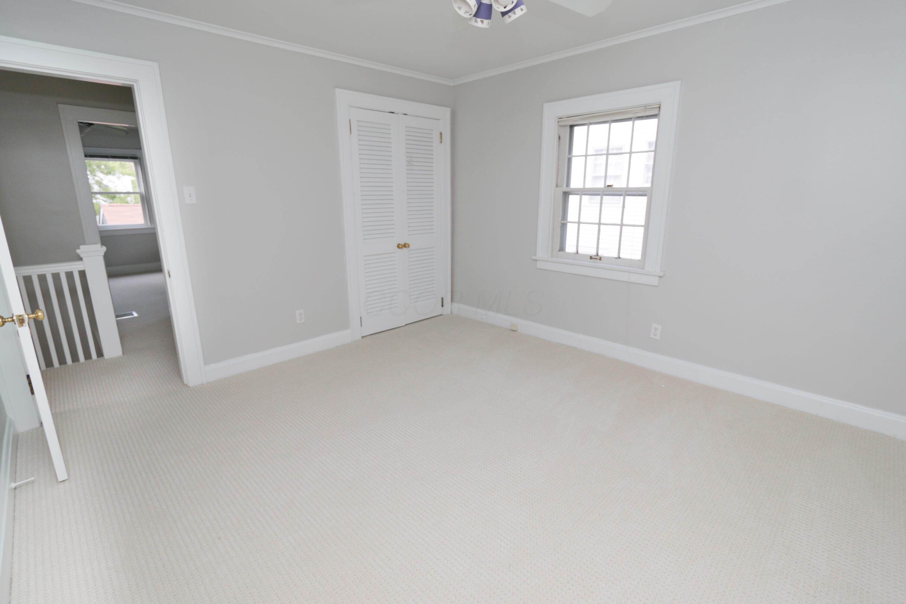 188 Montrose Way Property Photo 42