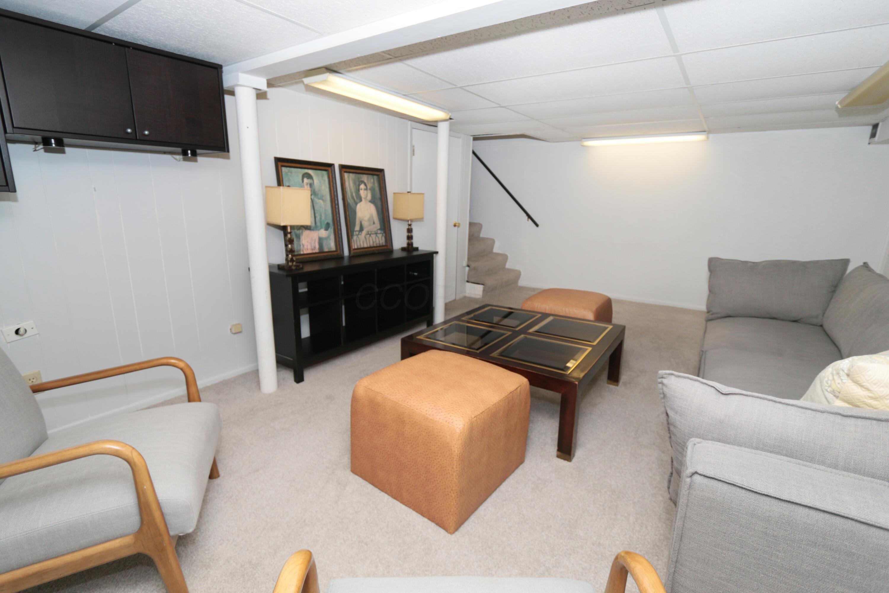 188 Montrose Way Property Photo 45