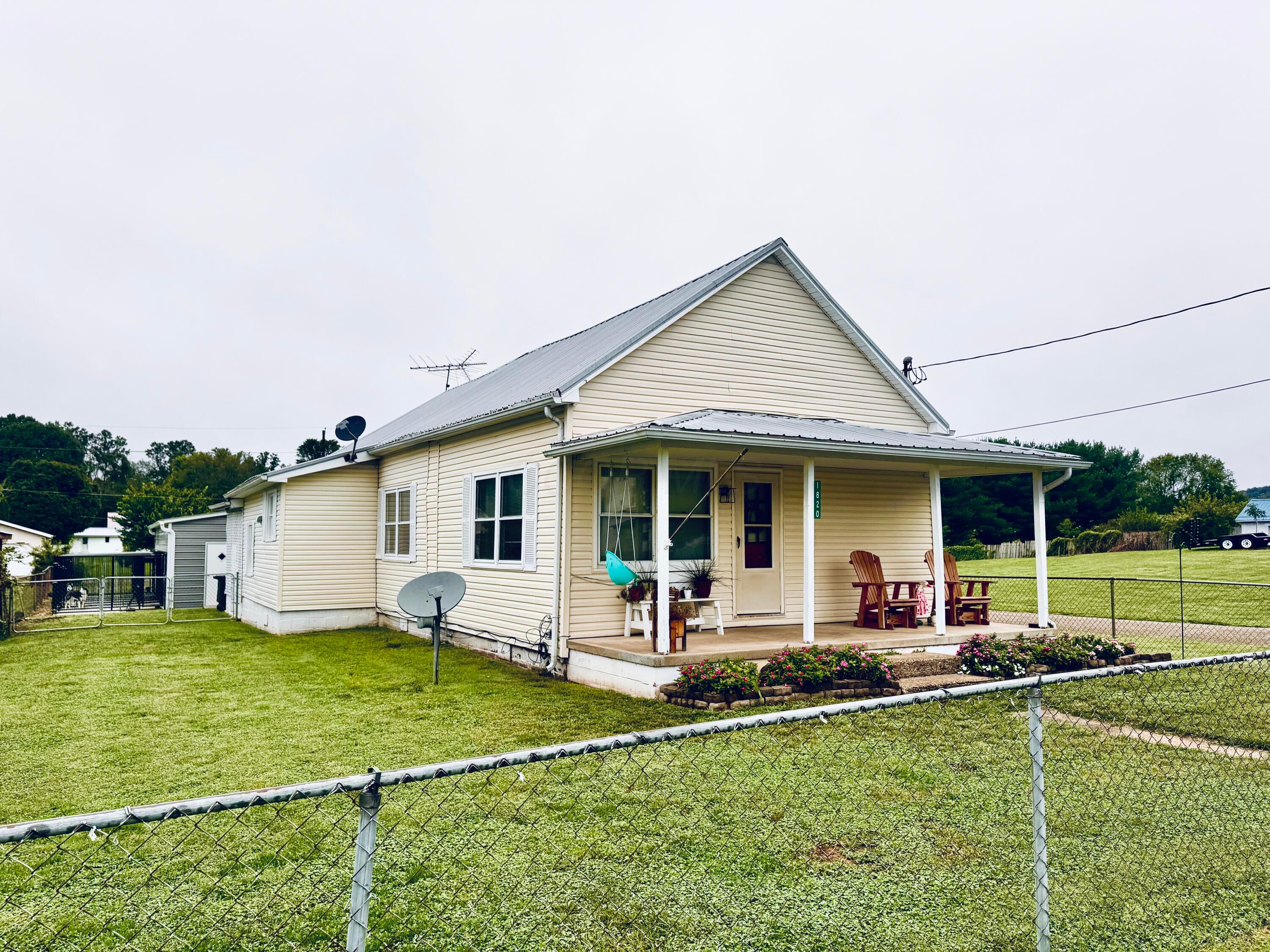 1820 North Street Property Photo 1