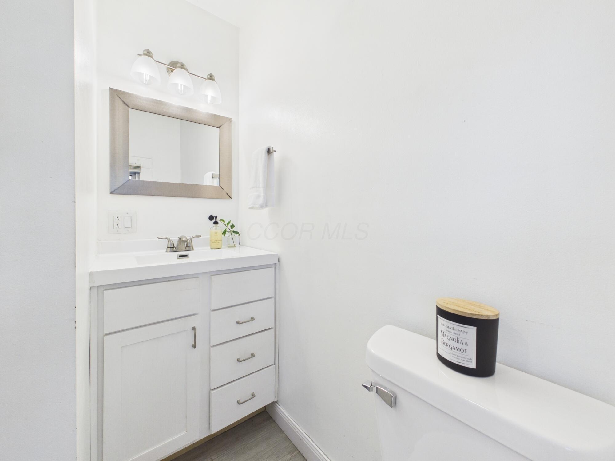 828 E Wheeling Street Property Photo 22