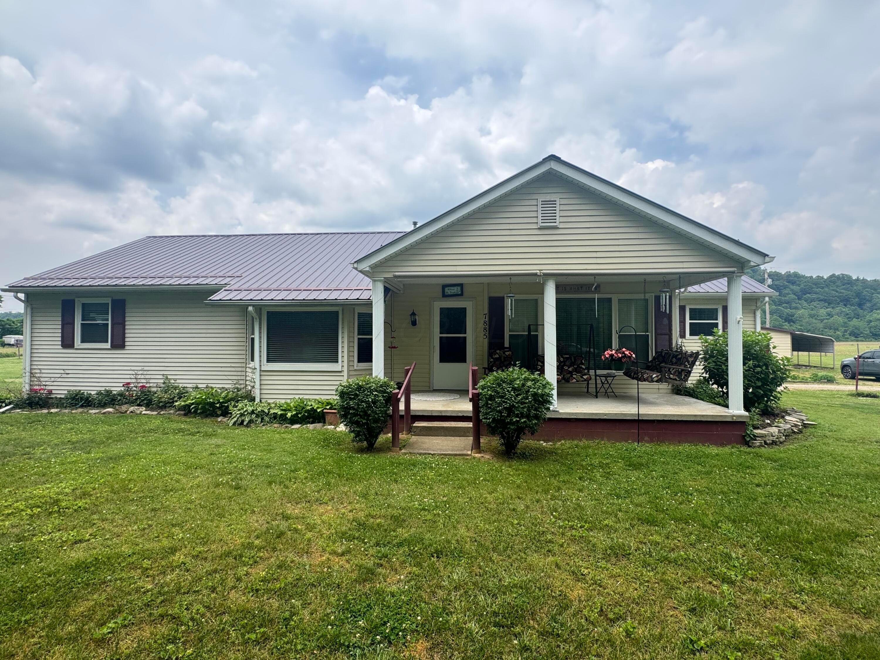 7885 Old River Road Property Photo 1