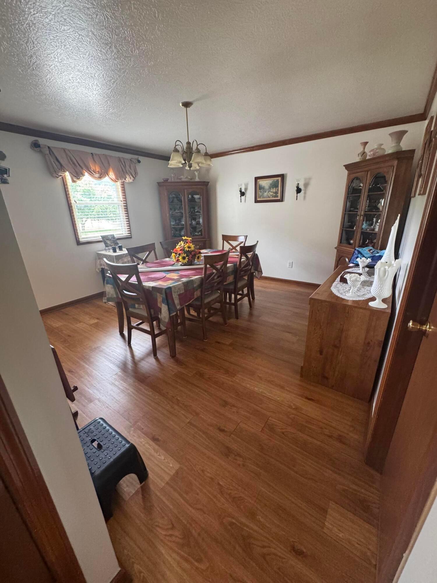 7885 Old River Road Property Photo 22