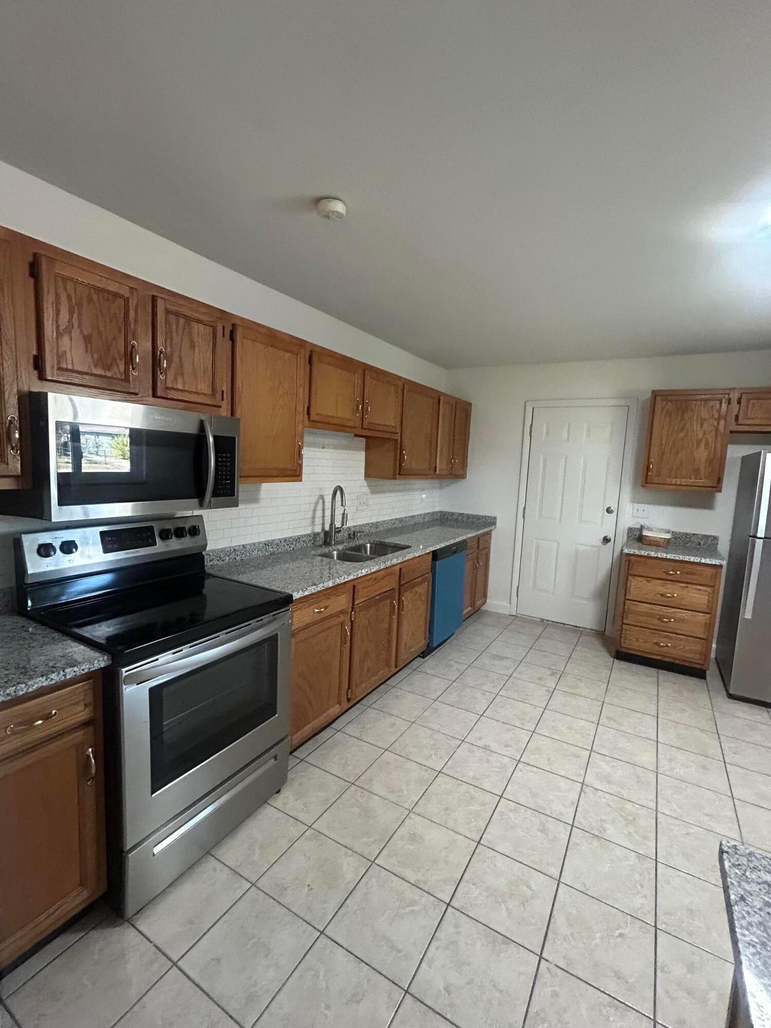 1817 Alcoy Drive Property Photo 9