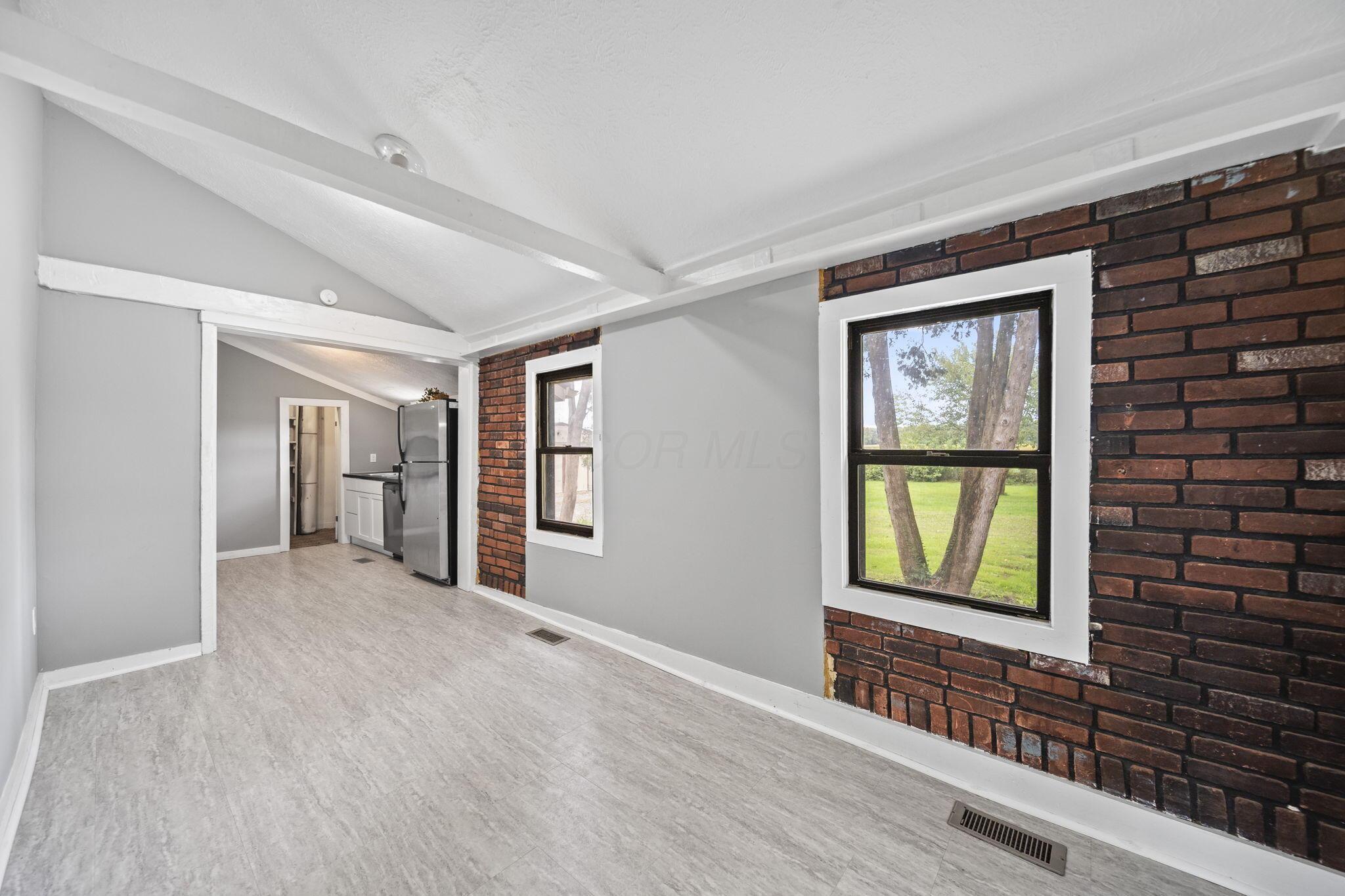 226036103 Property Photo 21