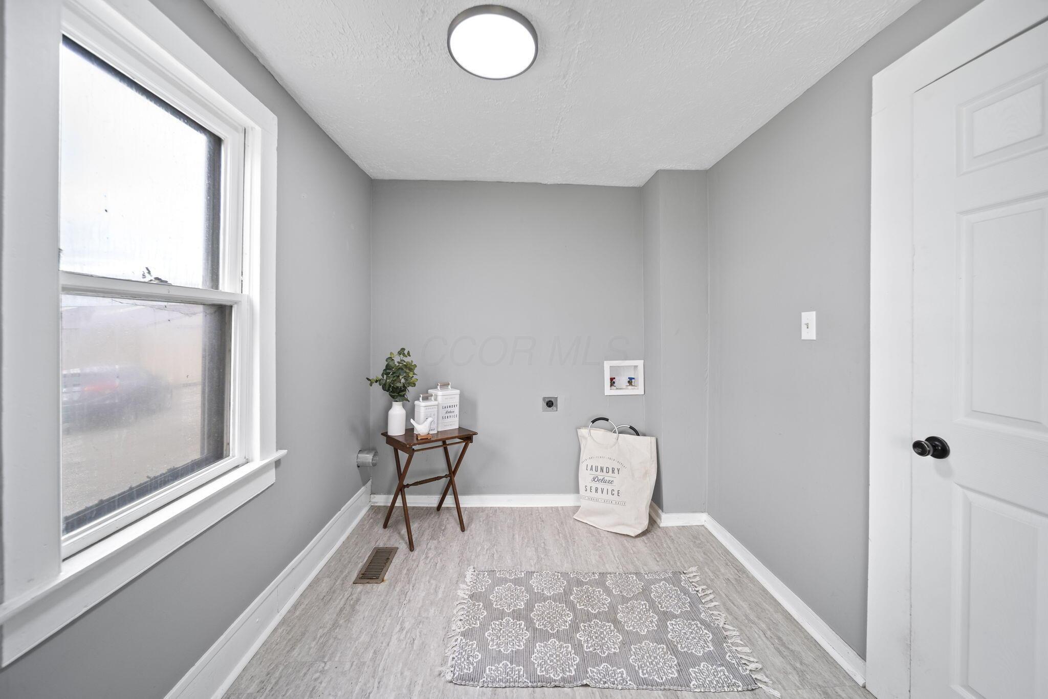 226036103 Property Photo 26