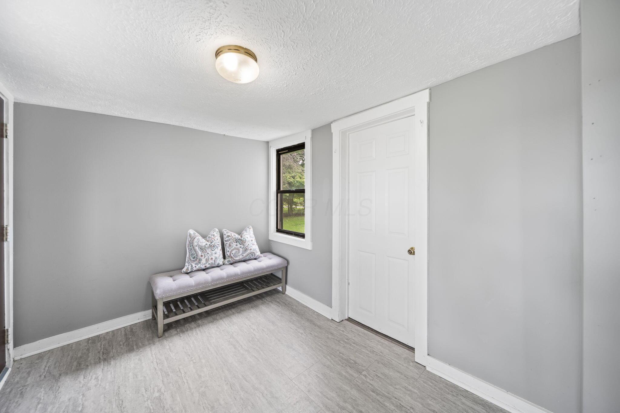 226036103 Property Photo 31