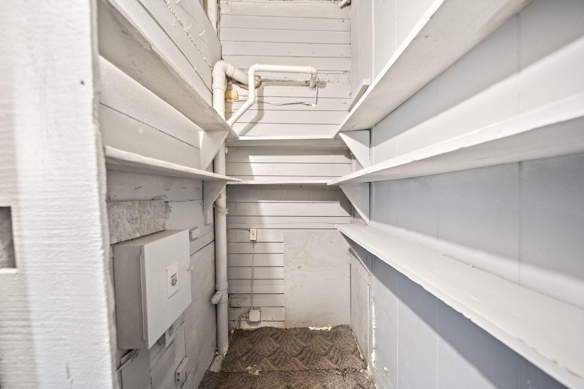 226036103 Property Photo 34