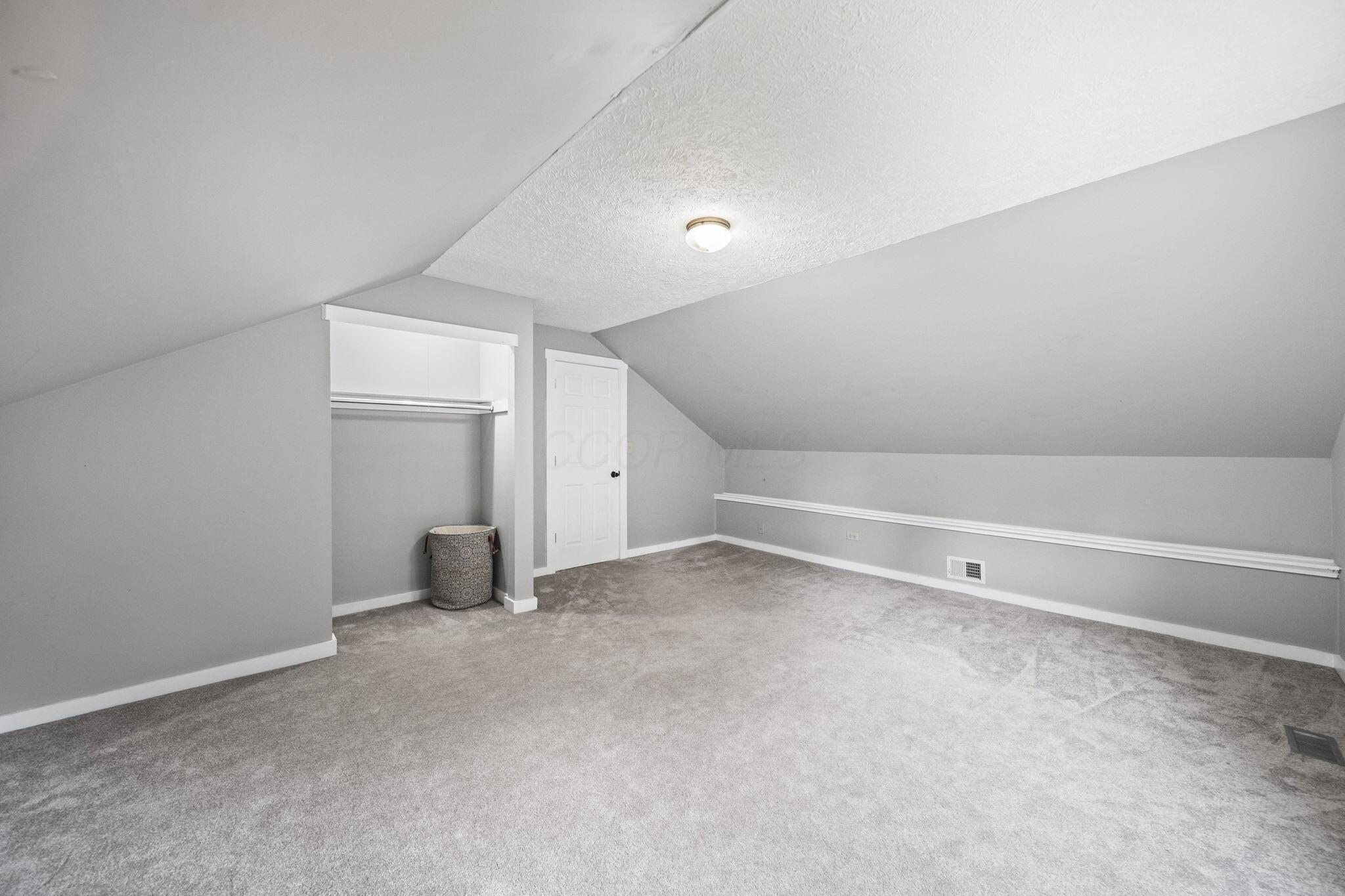226036103 Property Photo 42