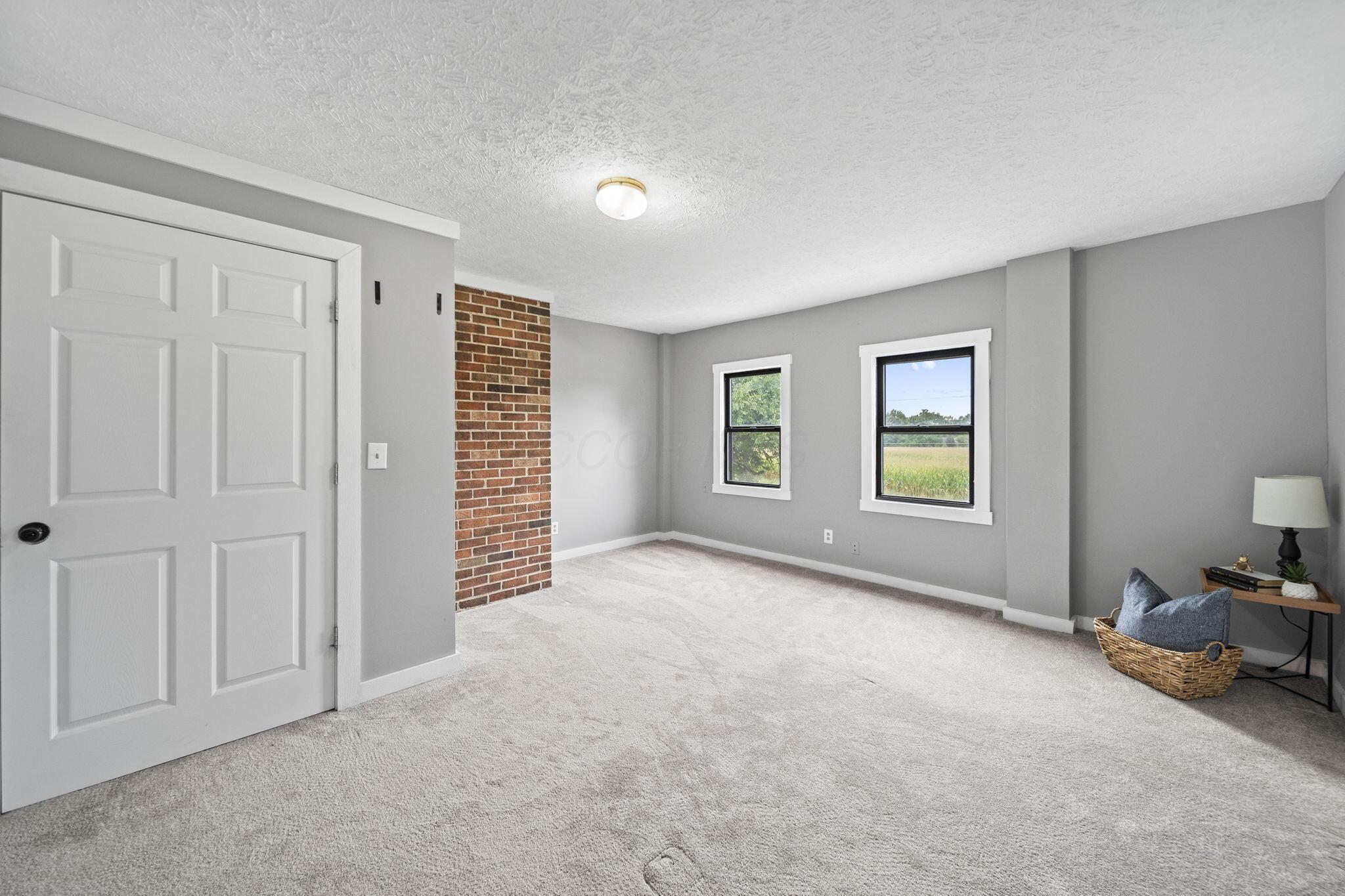 226036103 Property Photo 46