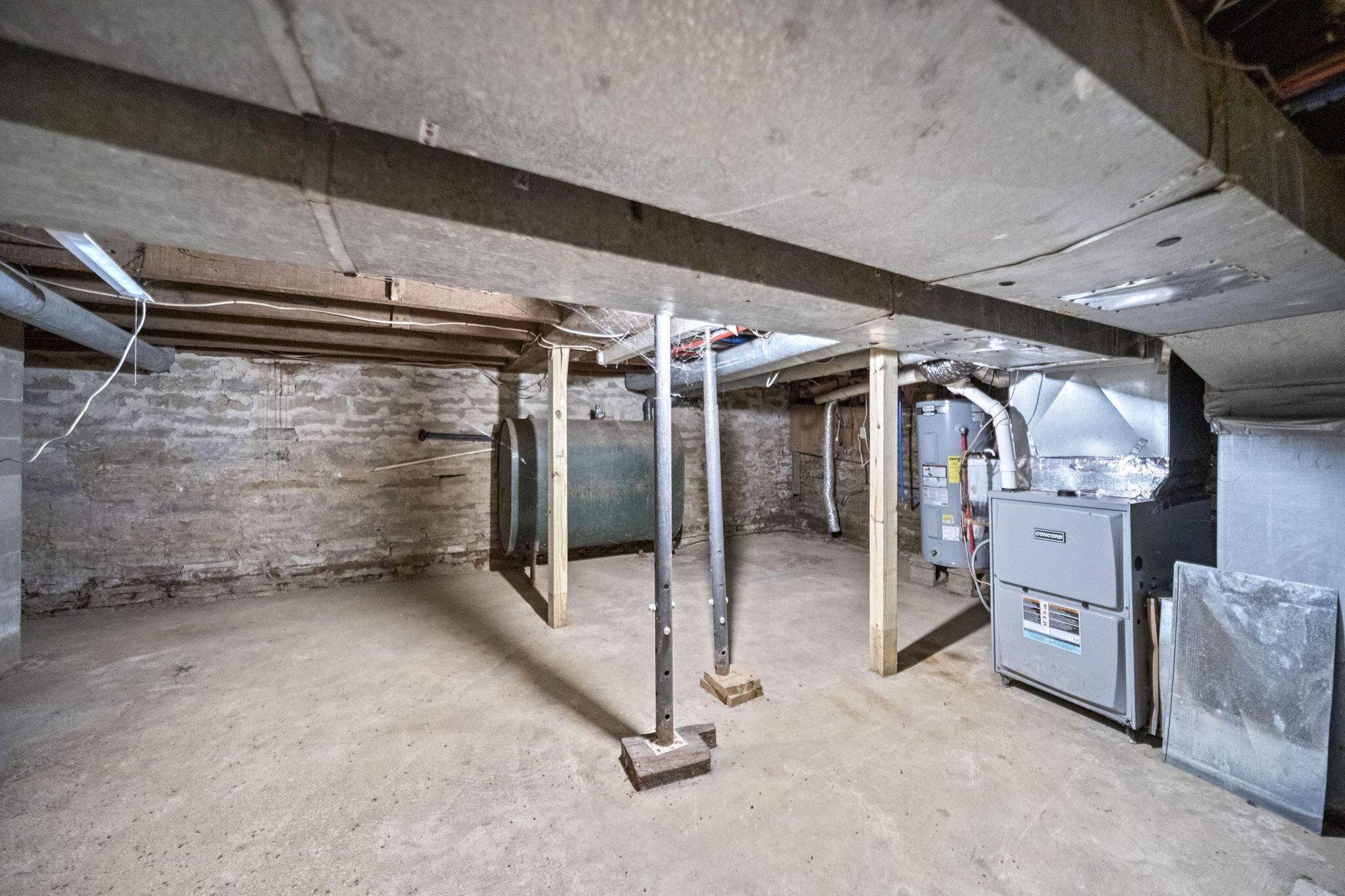 226036103 Property Photo 57