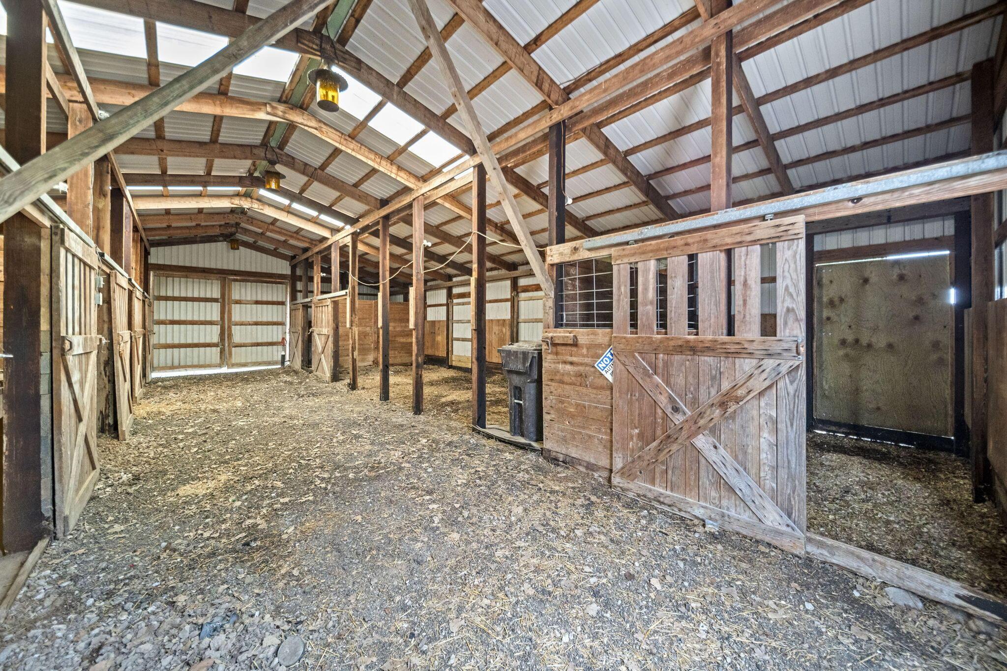 226036103 Property Photo 61