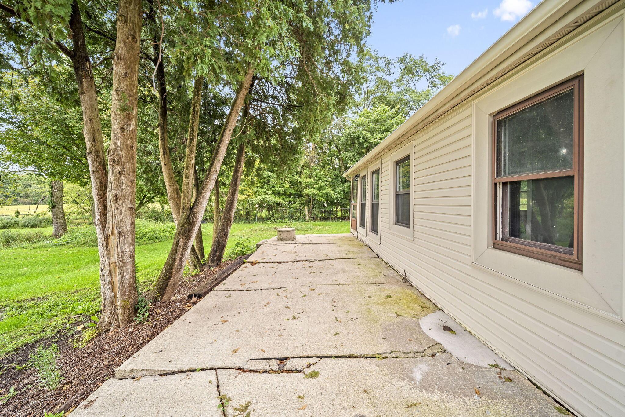 226036103 Property Photo 68